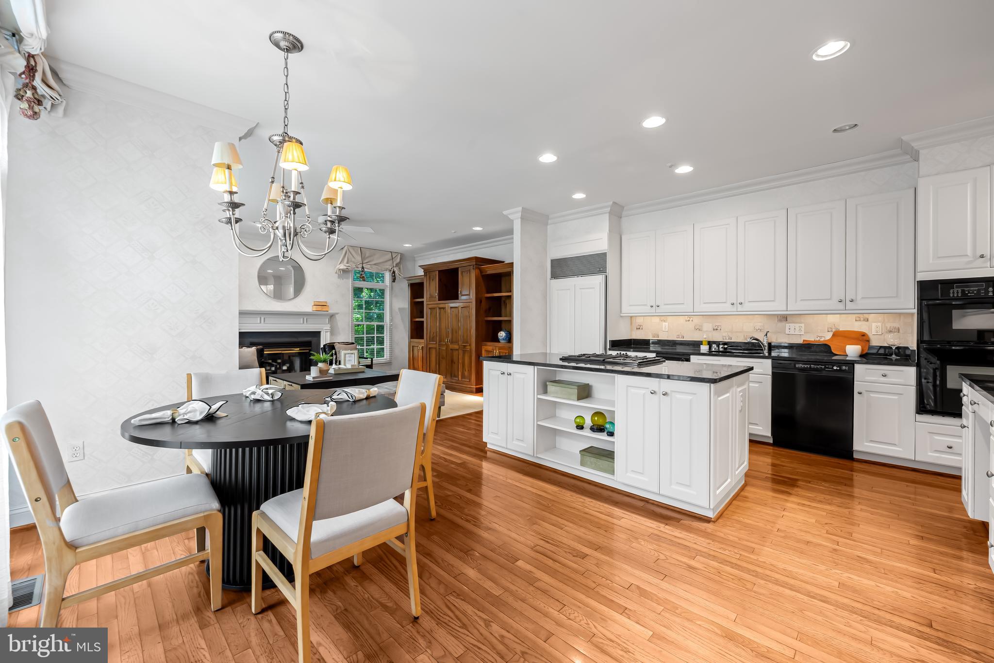 CROSS KEYS - Residential