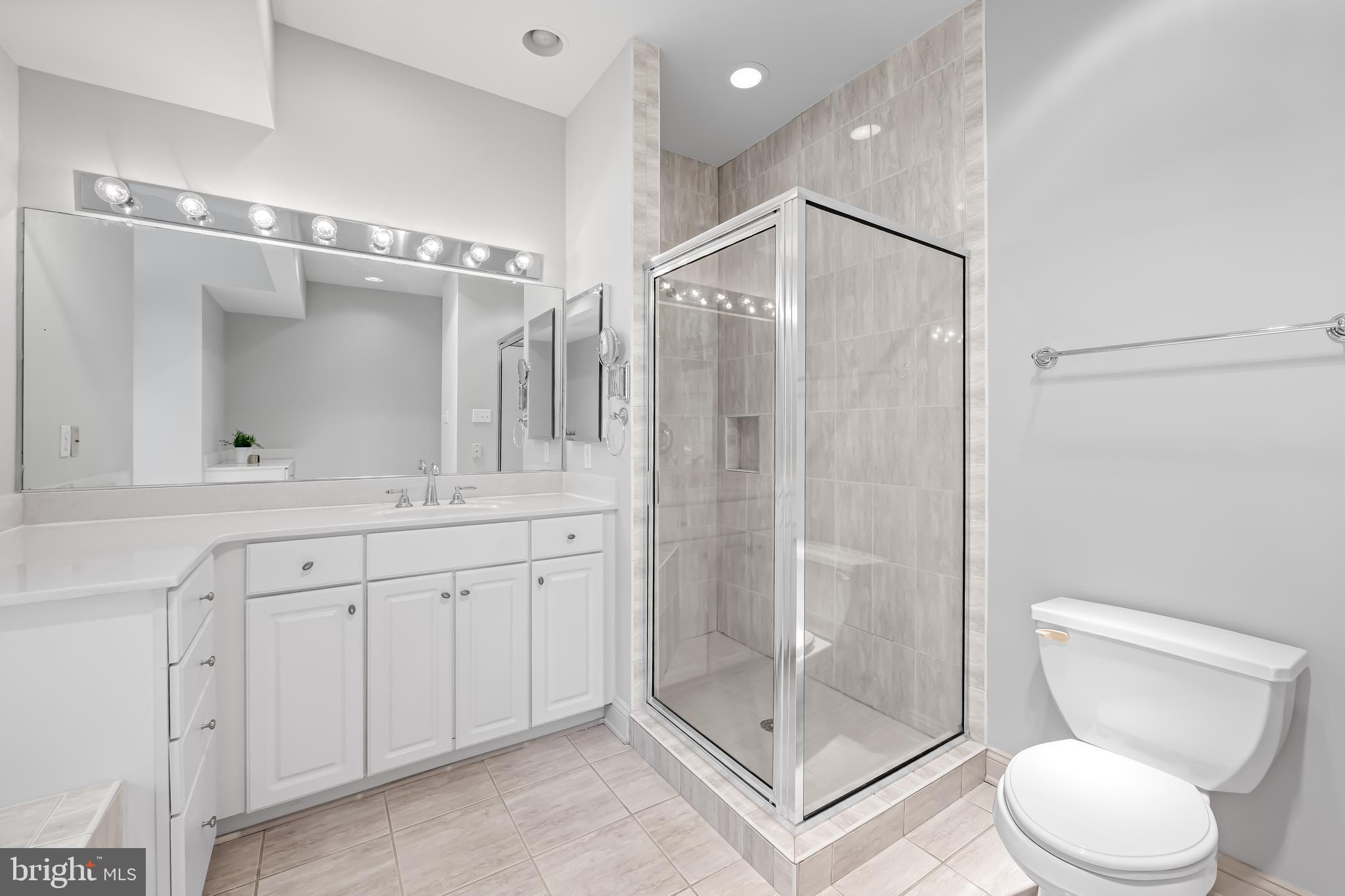 CROSS KEYS - Residential