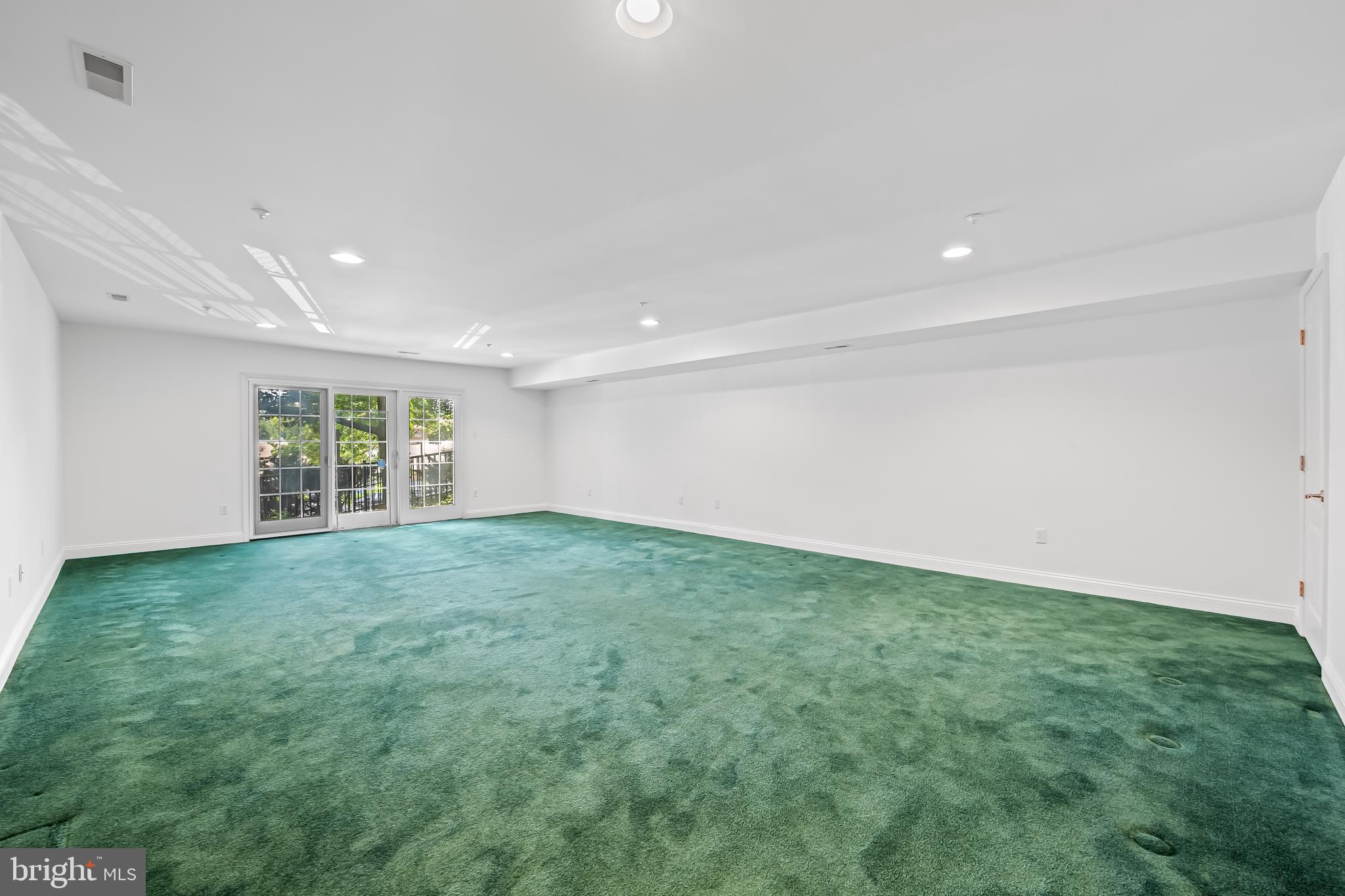 CROSS KEYS - Residential