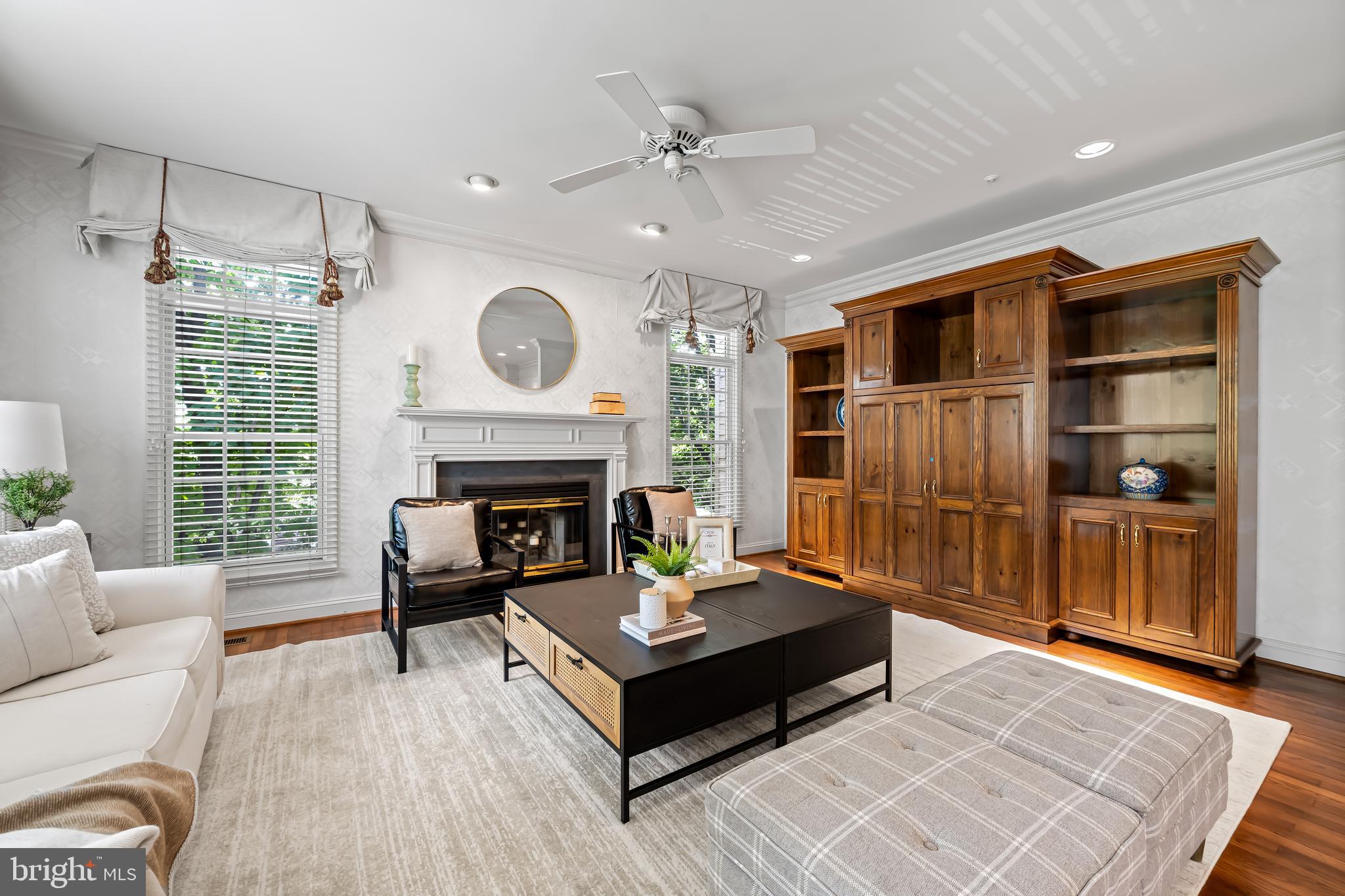 CROSS KEYS - Residential