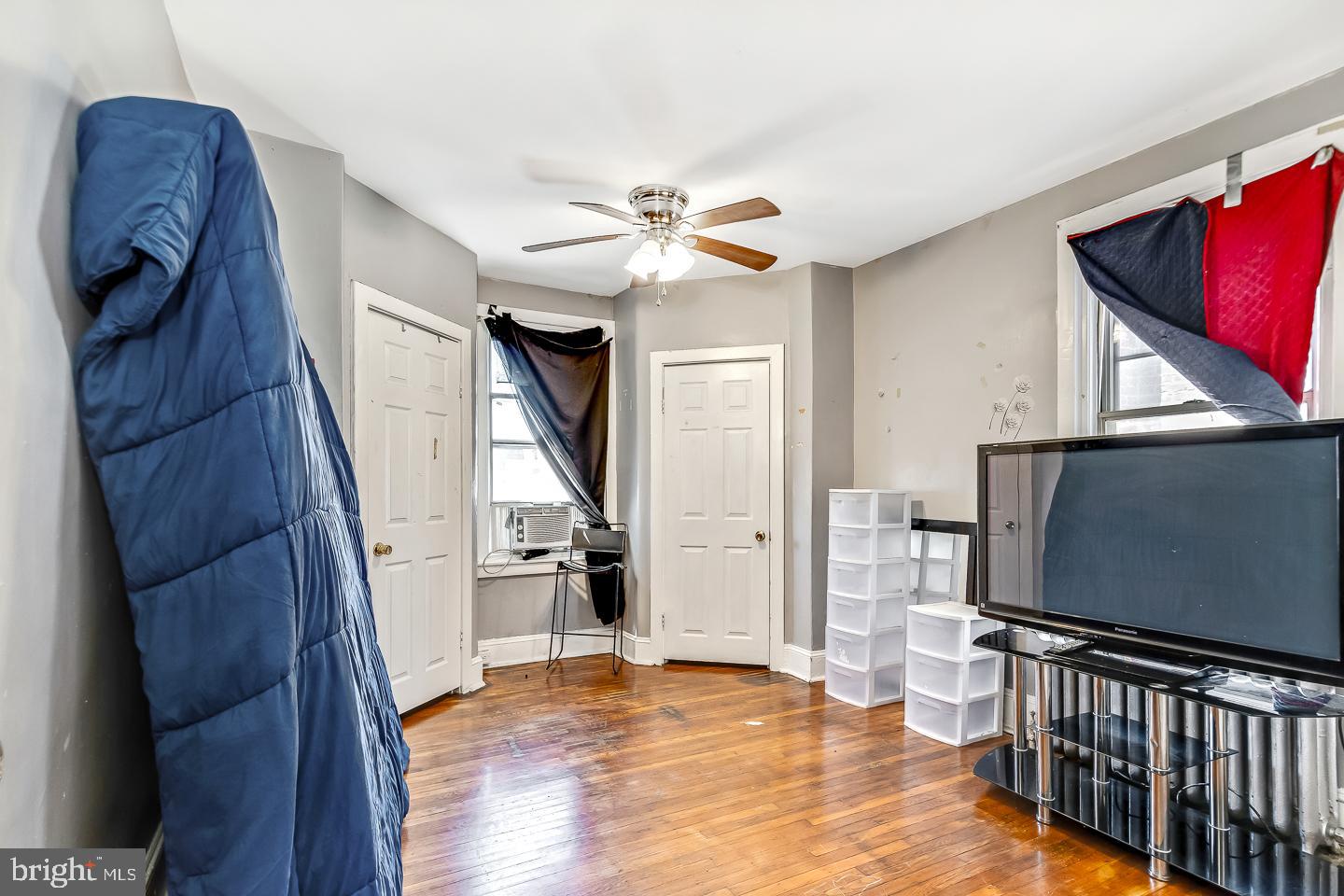 WEST PHILADELPHIA - Residential