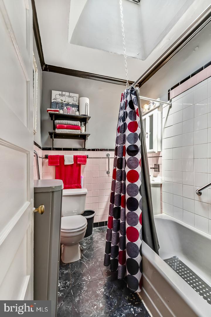 WEST PHILADELPHIA - Residential