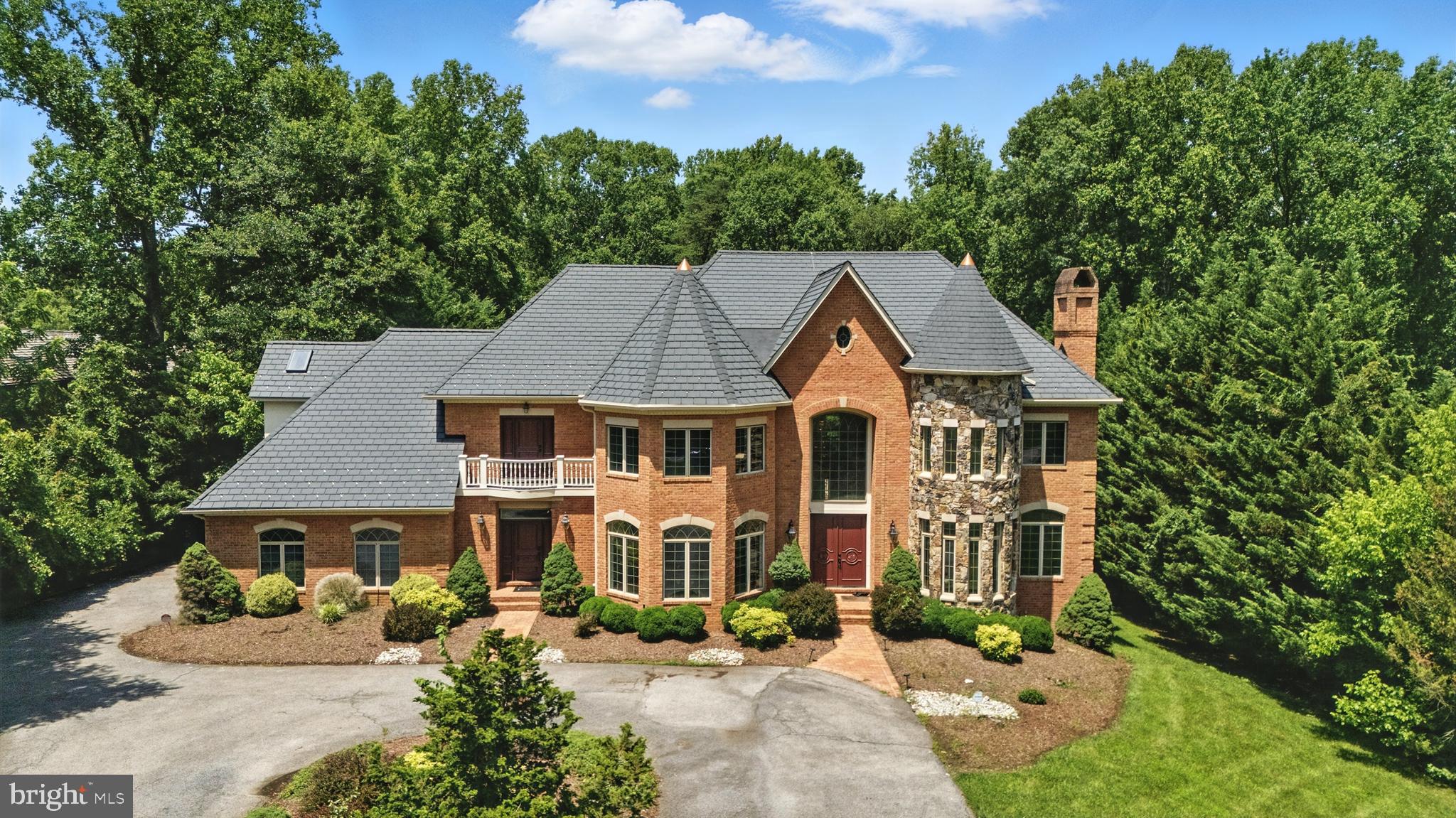 WOODMORE - Residential