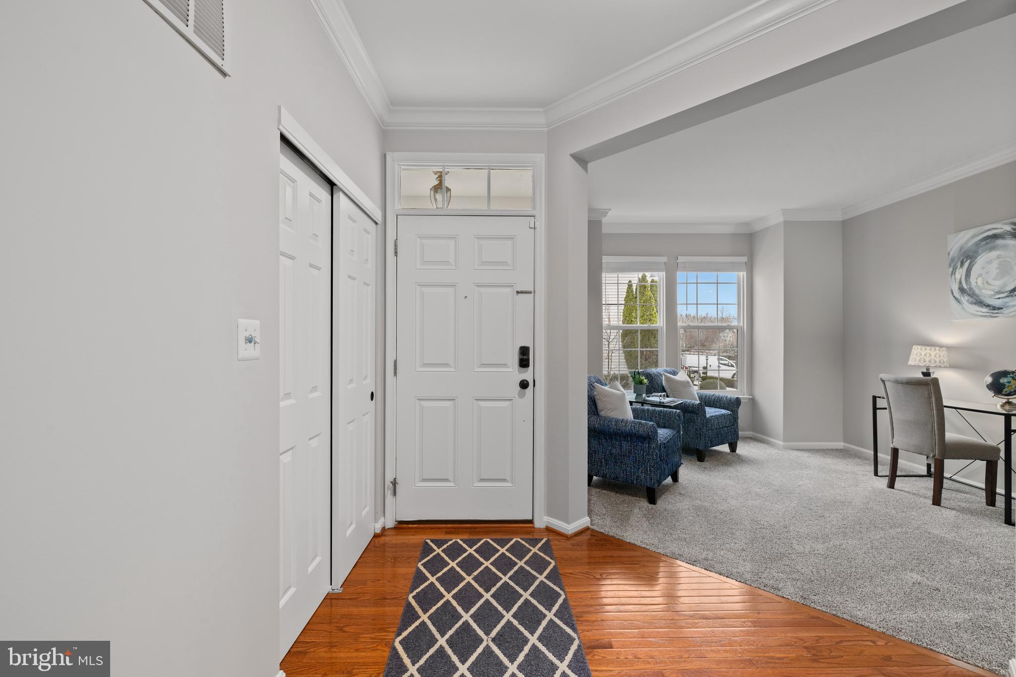 LORTON TOWN CNTR LANDBAY - Residential