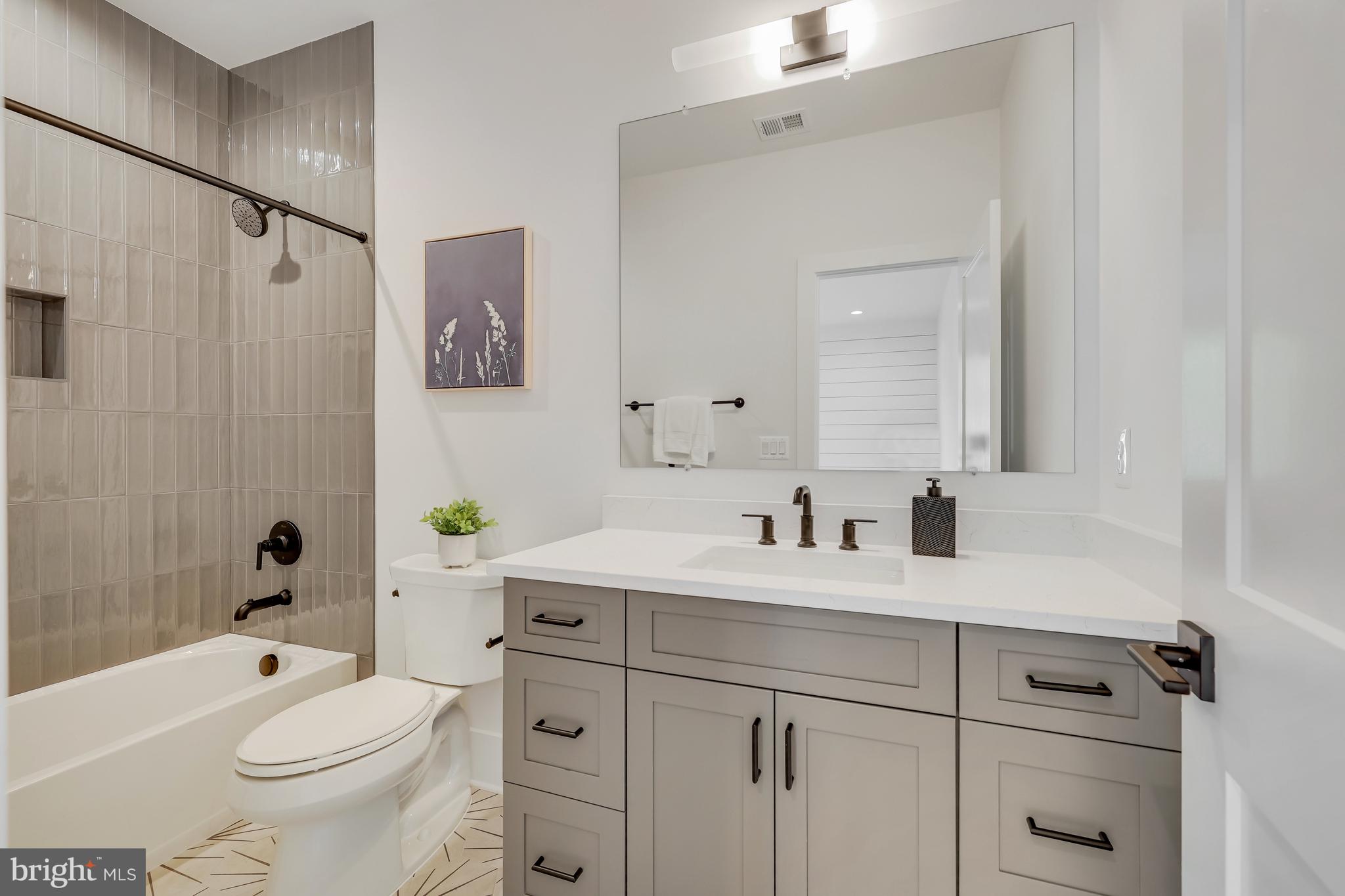 LITTLE VIENNA ESTATES - Residential
