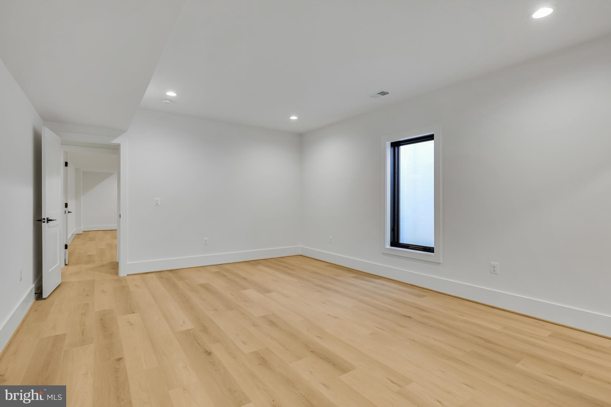 LITTLE VIENNA ESTATES - Residential