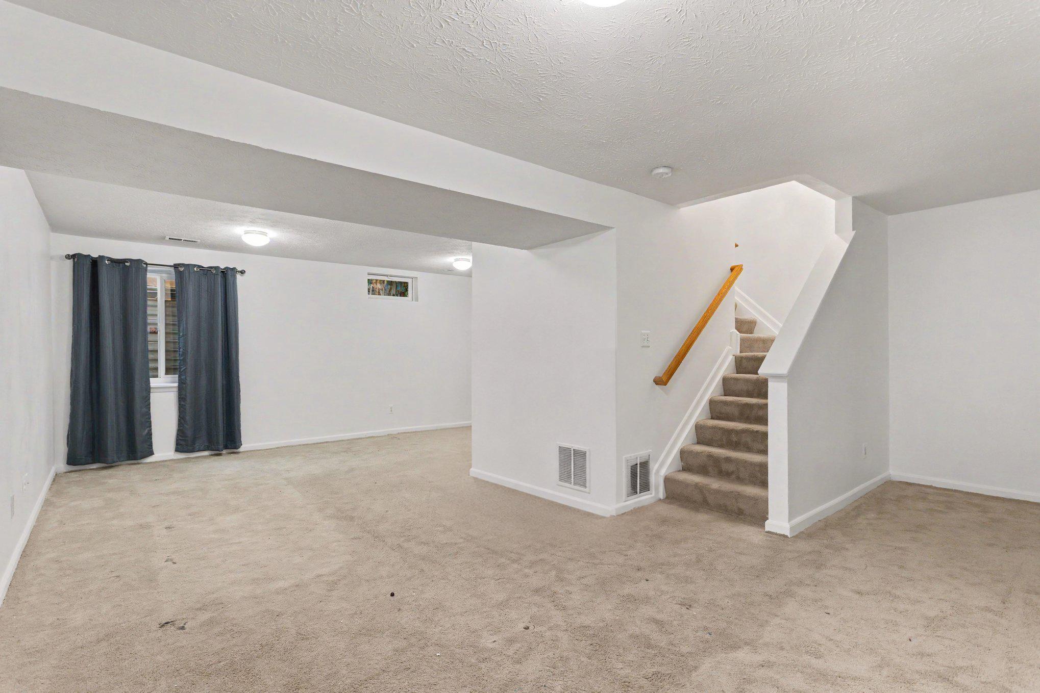 TRIMBLE WOODS - Residential