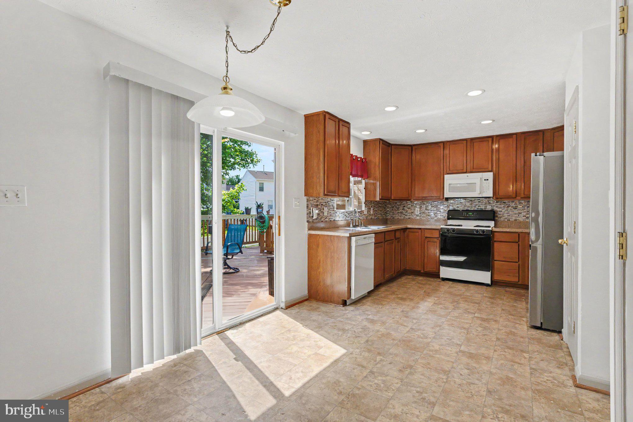 TRIMBLE WOODS - Residential