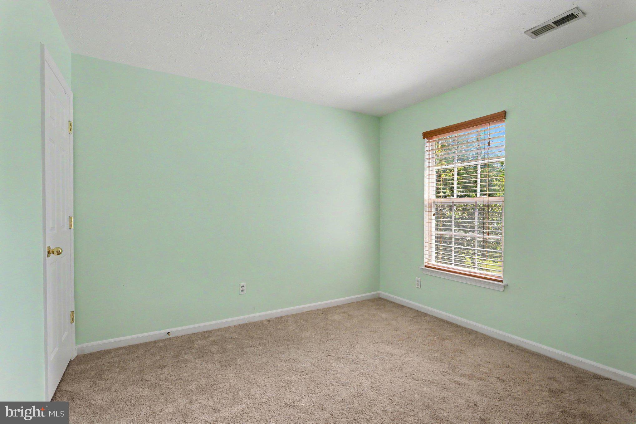 TRIMBLE WOODS - Residential