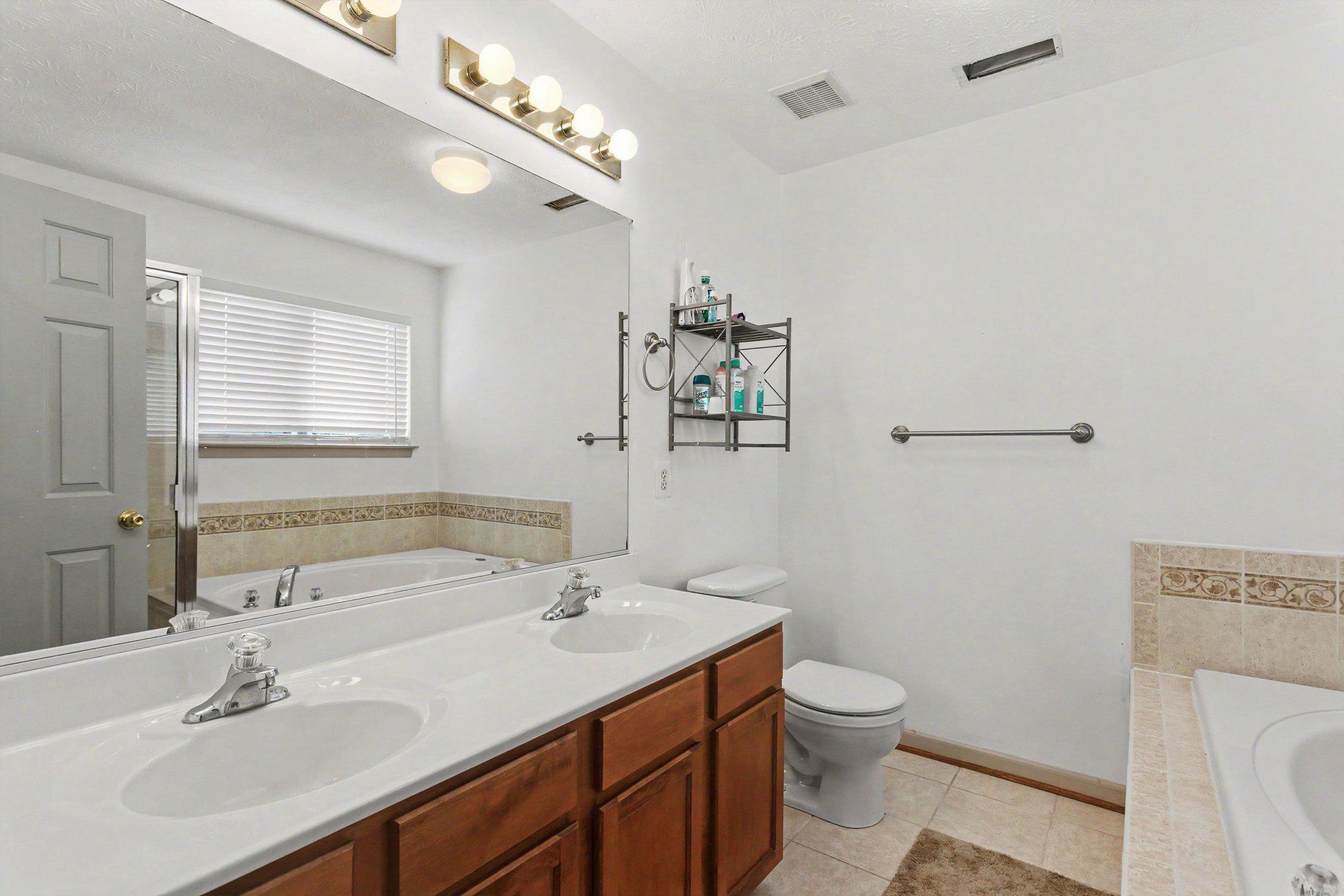 TRIMBLE WOODS - Residential
