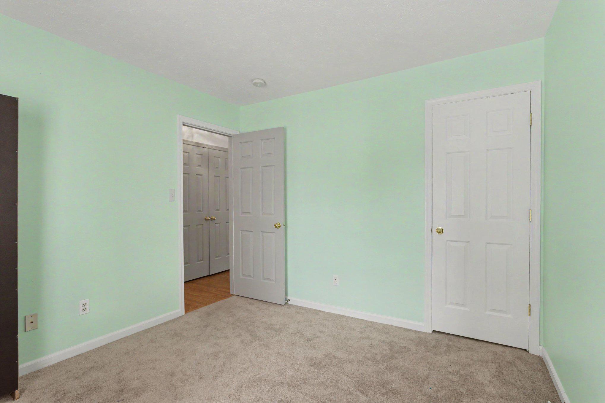 TRIMBLE WOODS - Residential