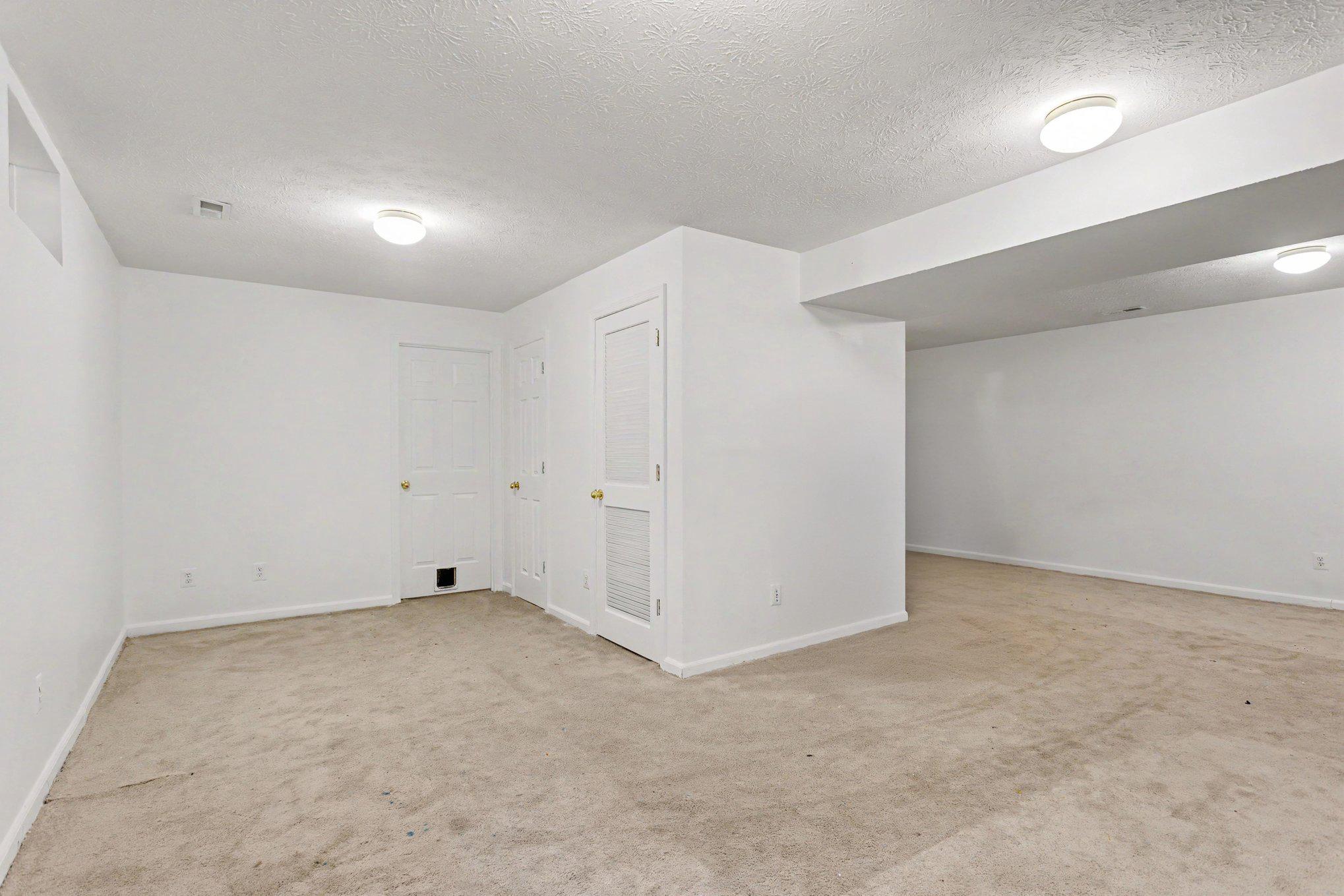 TRIMBLE WOODS - Residential