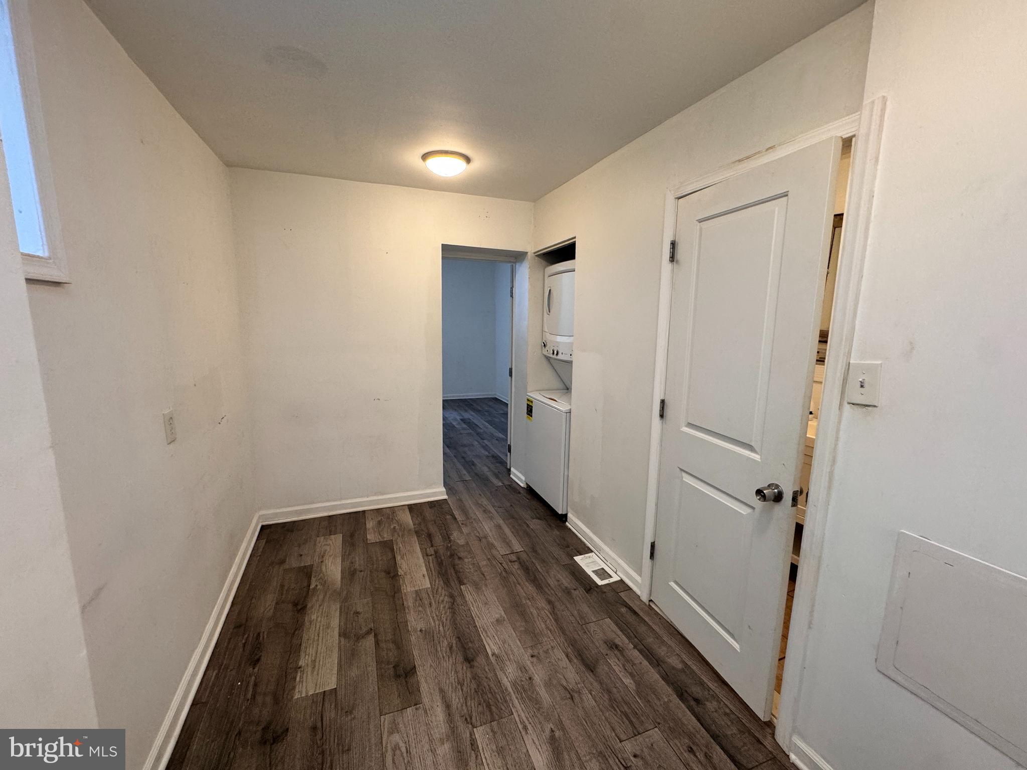 POINT BREEZE - Residential Income