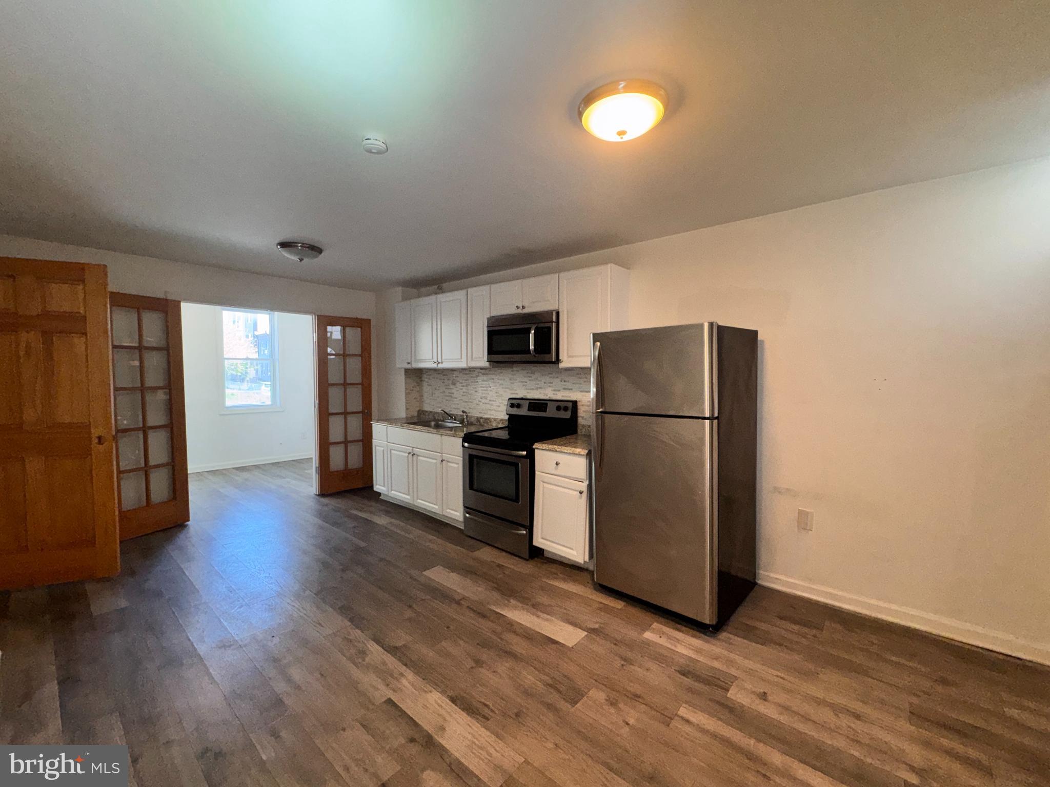 POINT BREEZE - Residential Income
