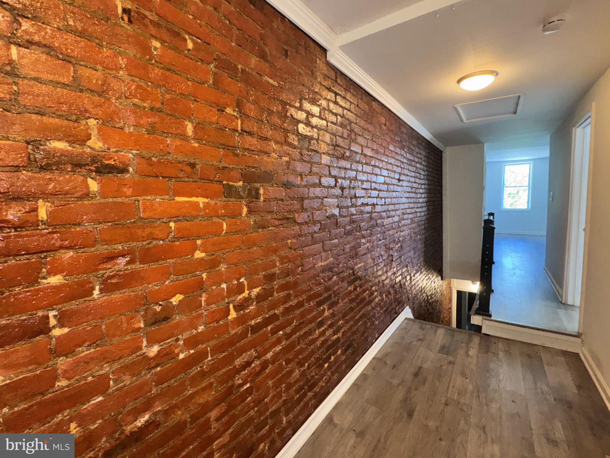 POINT BREEZE - Residential Income