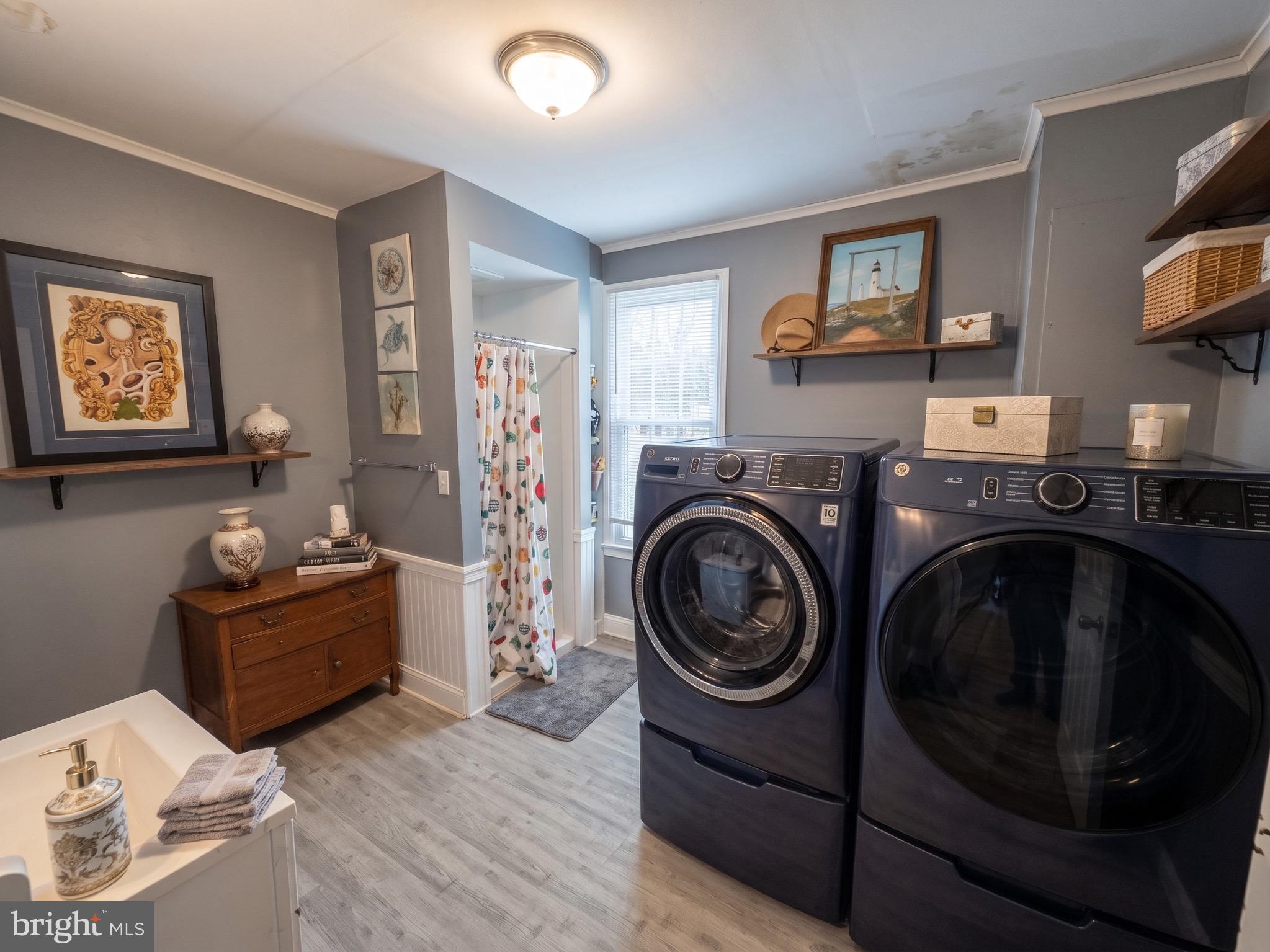 MIDWAY-MCSHERRYS - Residential