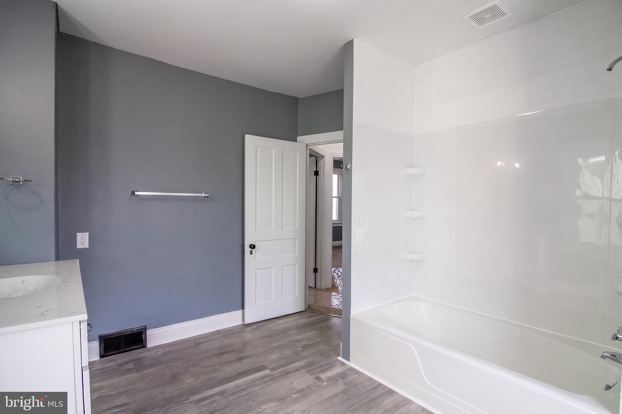 MIDWAY-MCSHERRYS - Residential