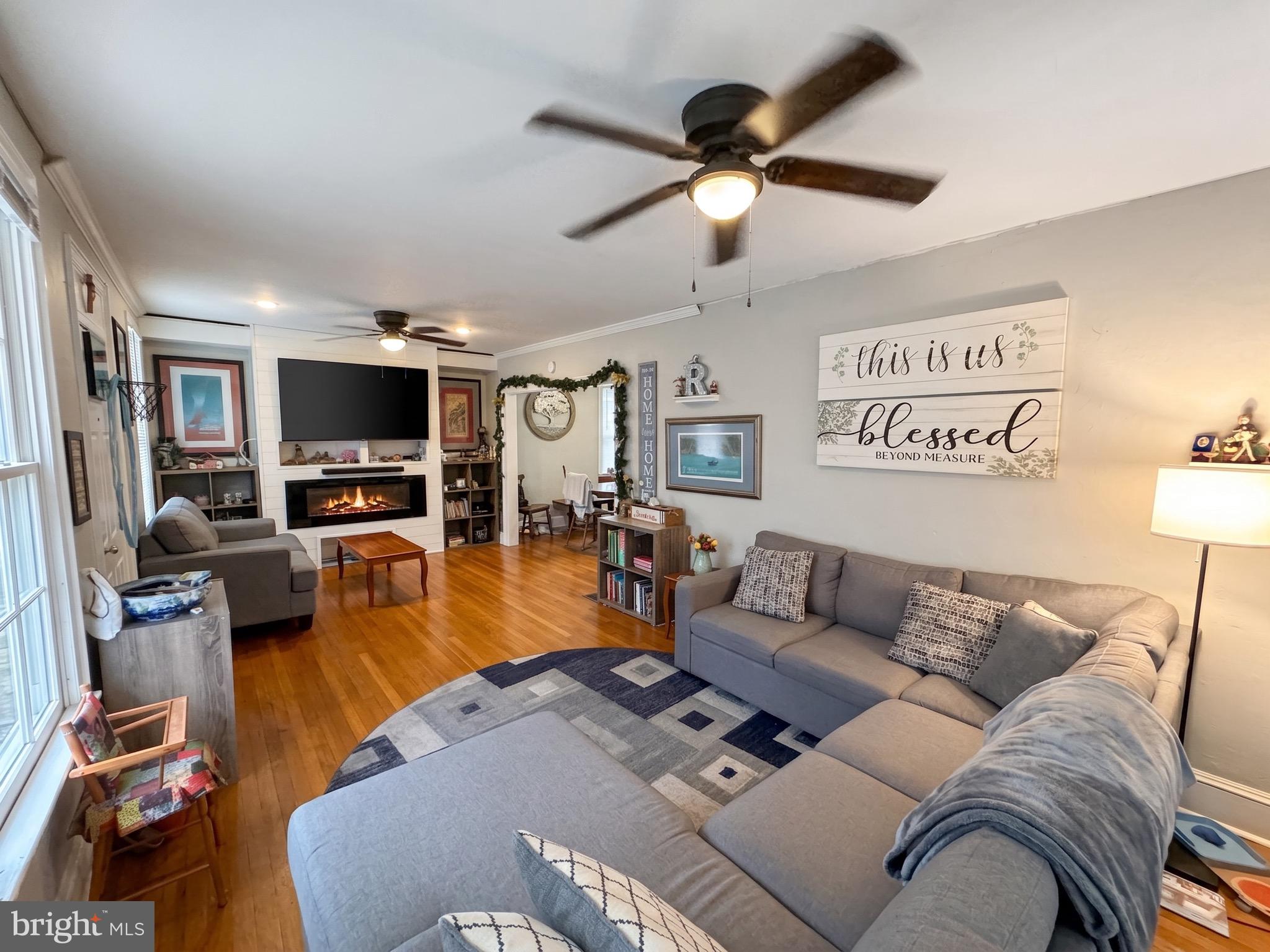 MIDWAY-MCSHERRYS - Residential