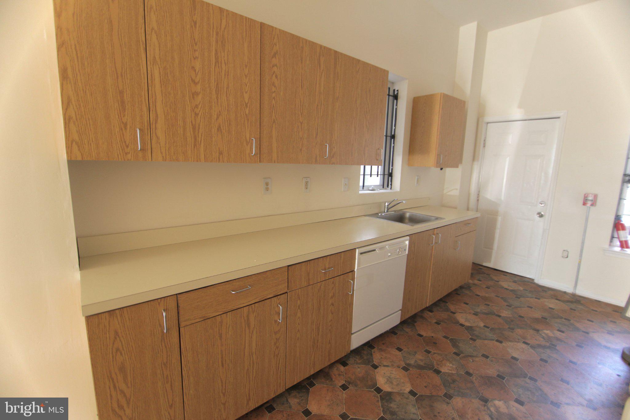 TEMPLE UNIVERSITY - Residential Income