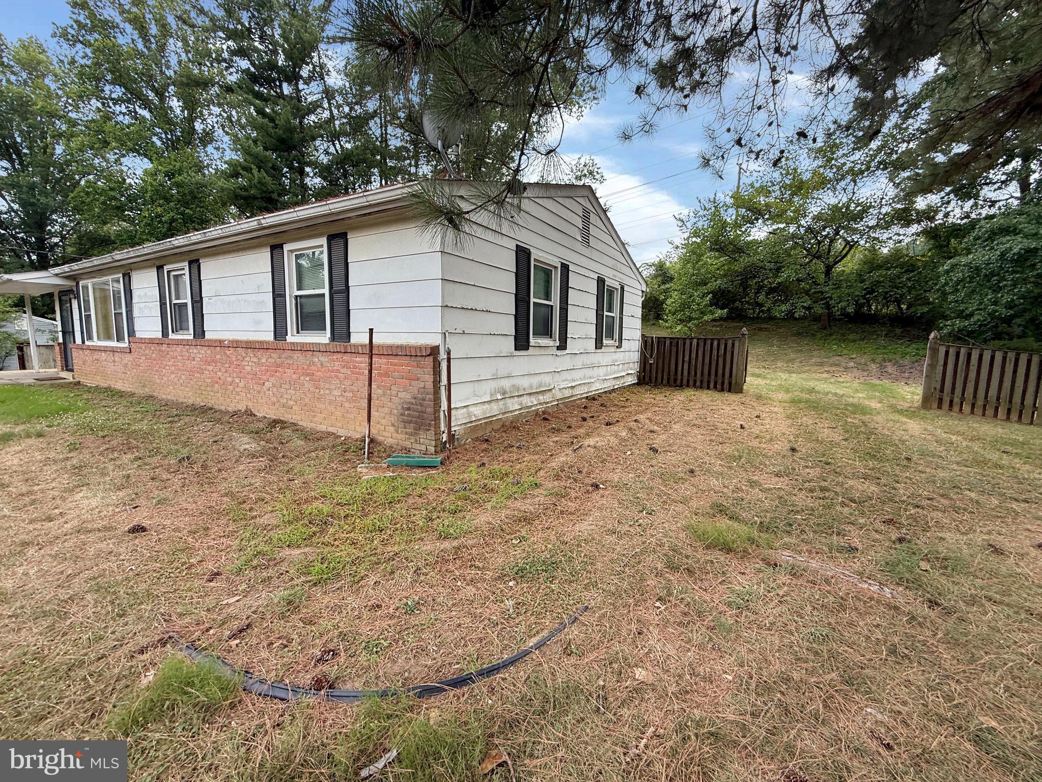 NORRIS PYLES - Residential