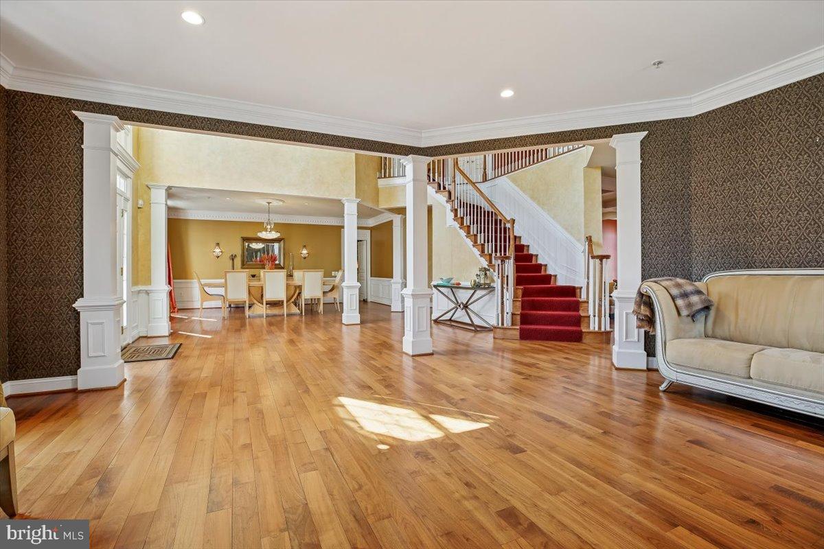 FALLSGROVE - Residential