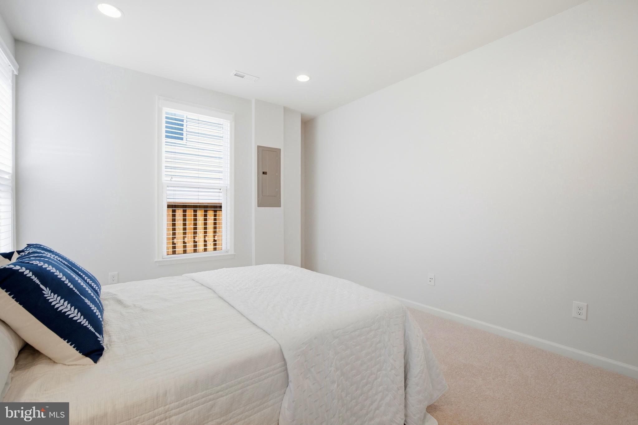 BRAMBLETON LANDBAY 3 - Residential