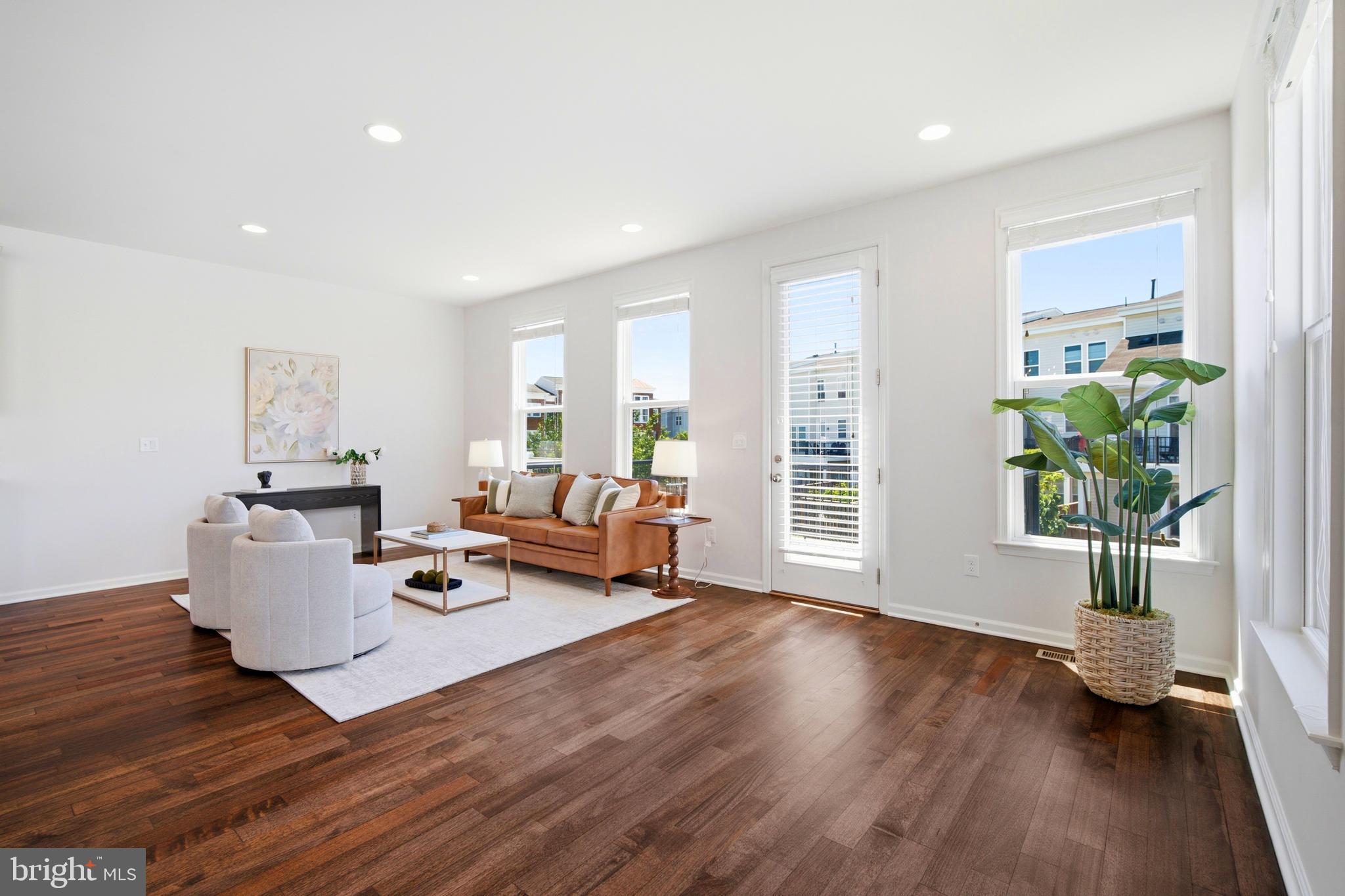 BRAMBLETON LANDBAY 3 - Residential