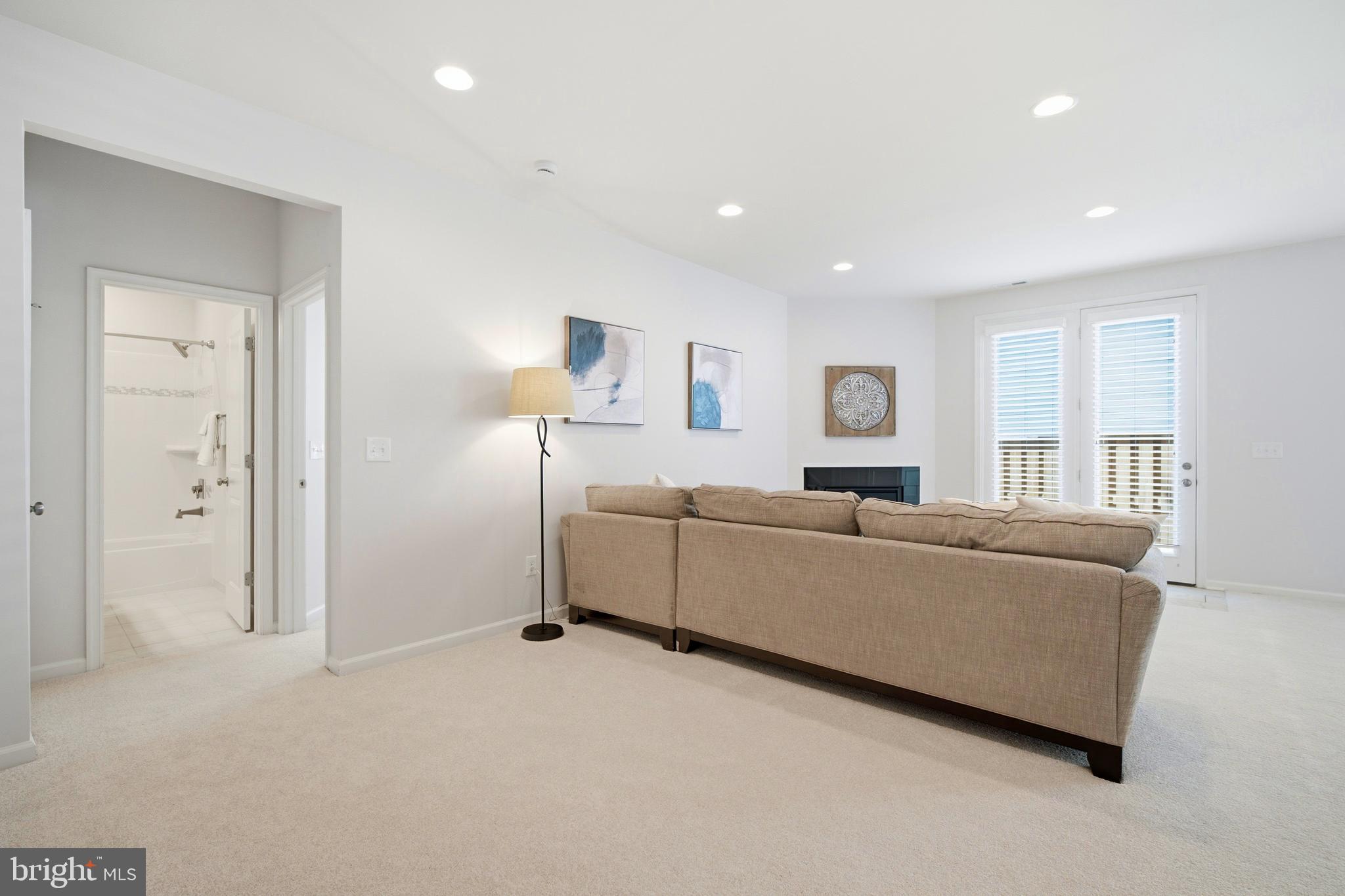 BRAMBLETON LANDBAY 3 - Residential