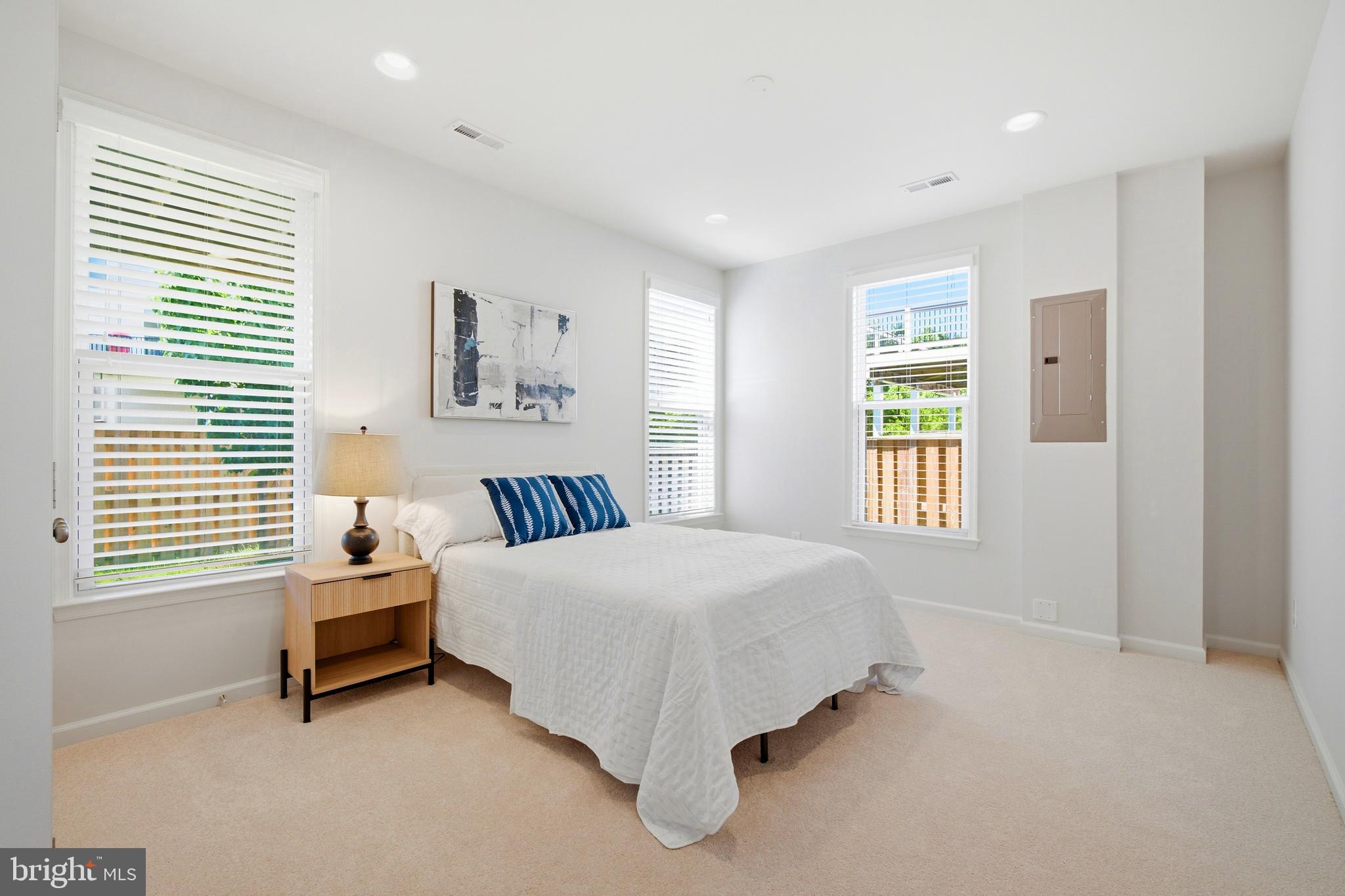 BRAMBLETON LANDBAY 3 - Residential
