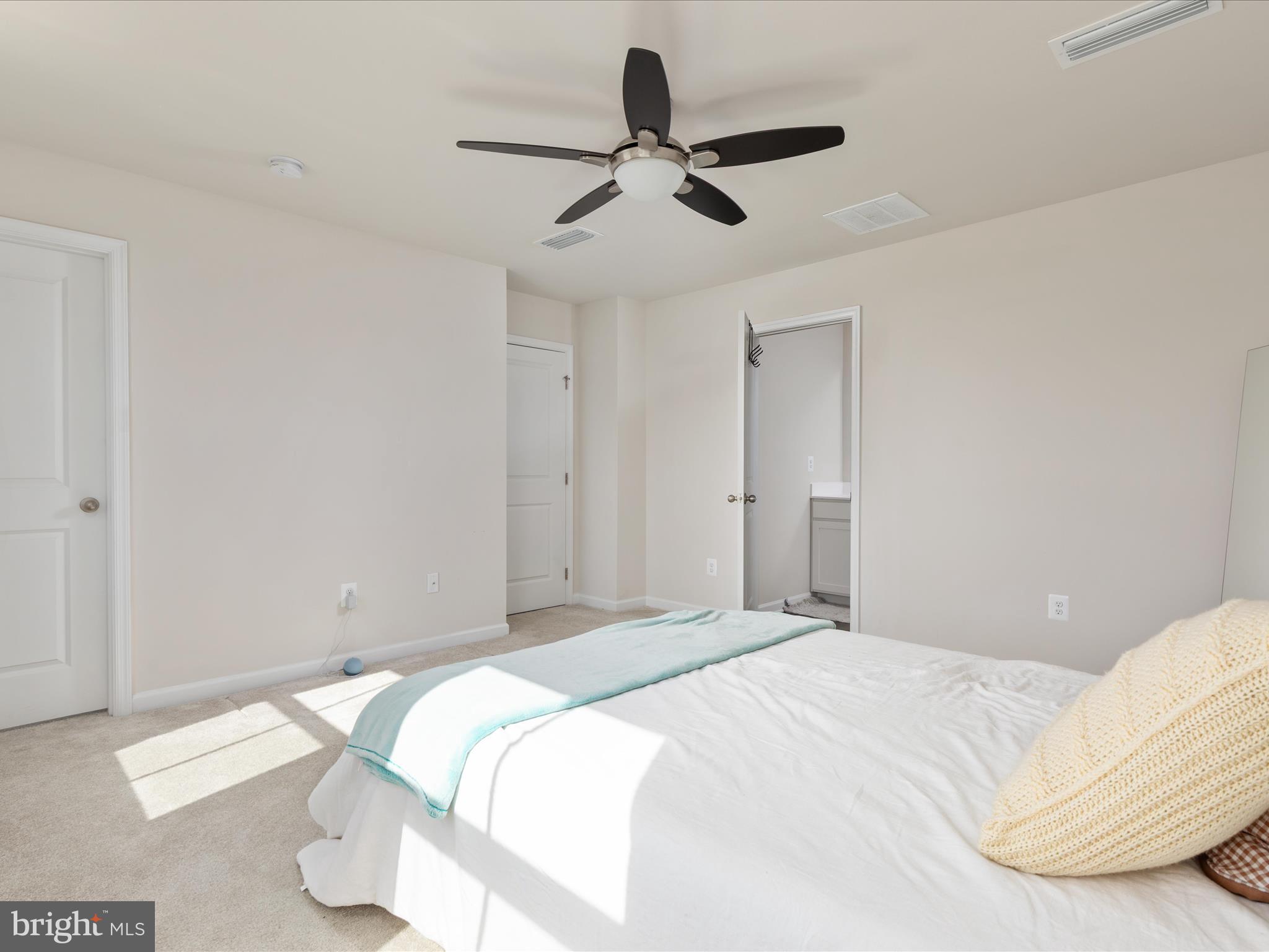 THE VILLAGE AT MIDDLETOWN - Residential