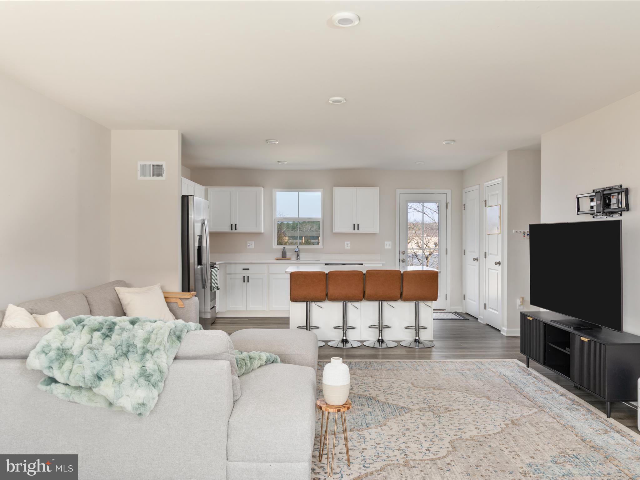THE VILLAGE AT MIDDLETOWN - Residential