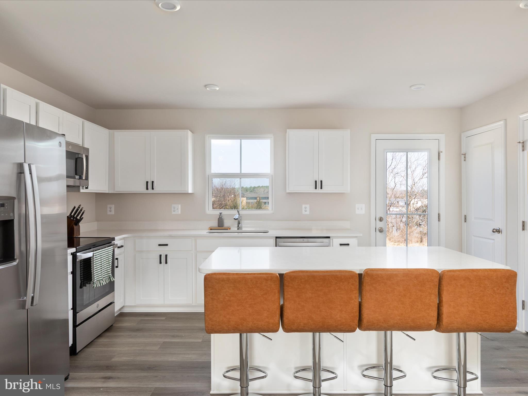 THE VILLAGE AT MIDDLETOWN - Residential
