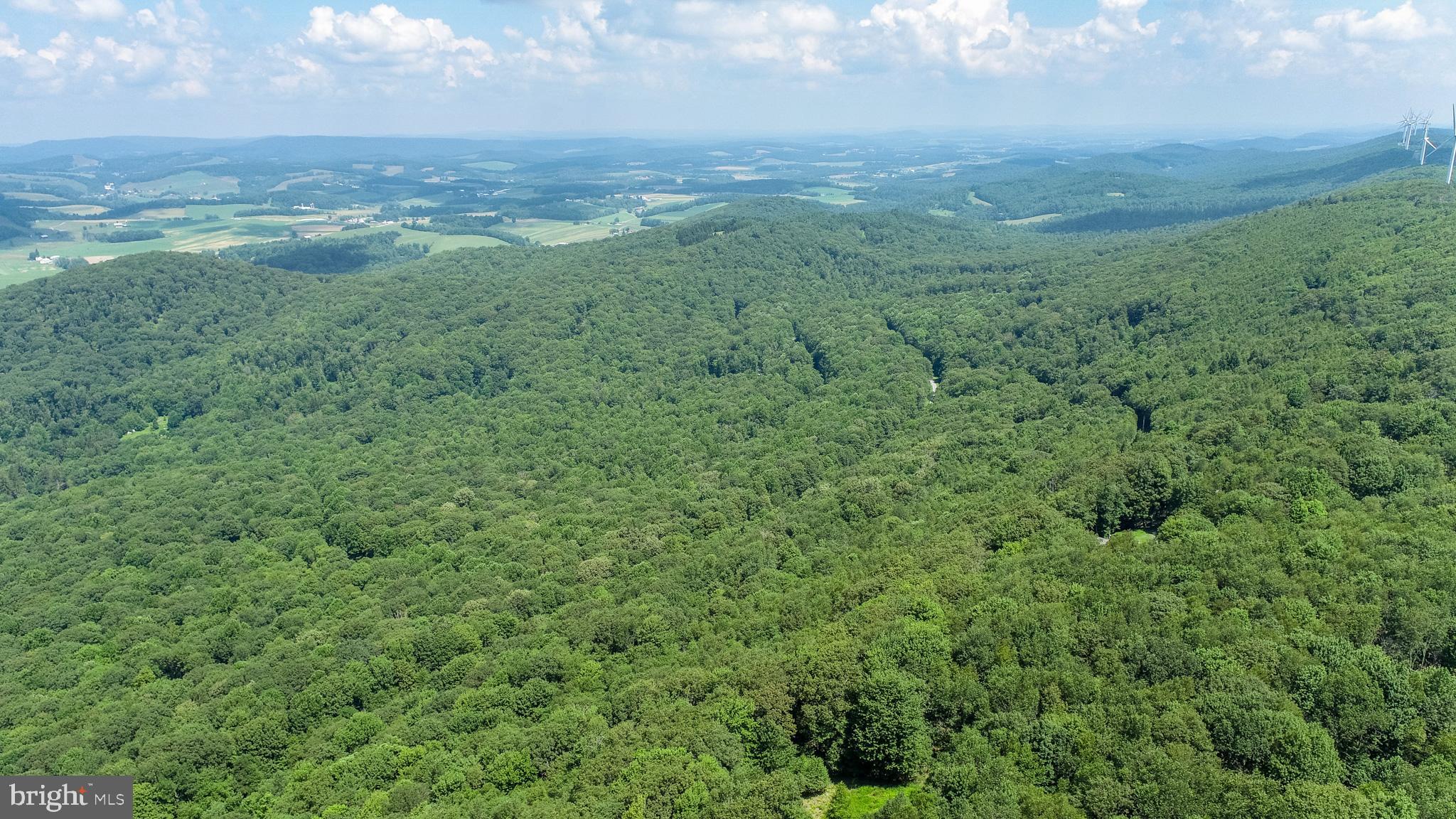 BACKBONE RIDGE - Land
