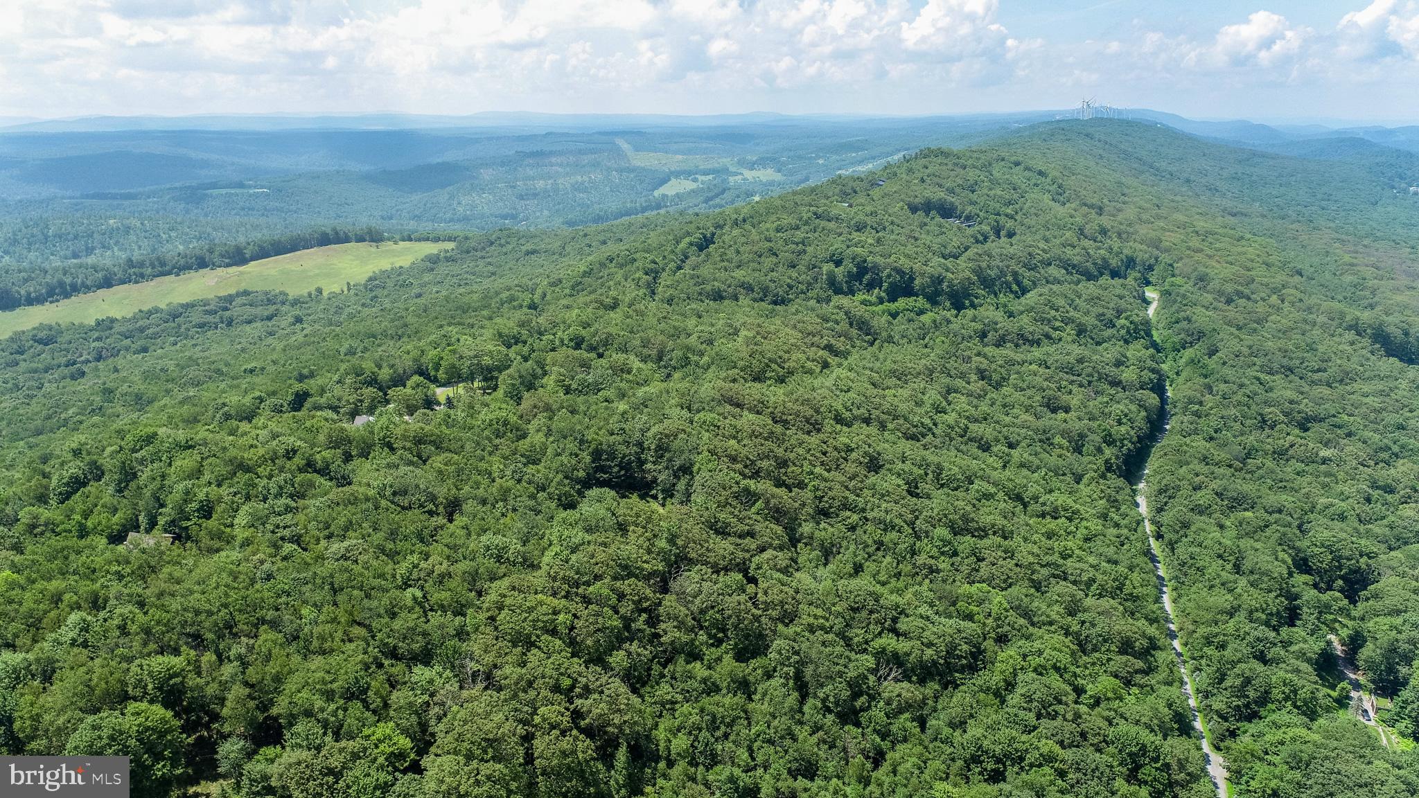 BACKBONE RIDGE - Land