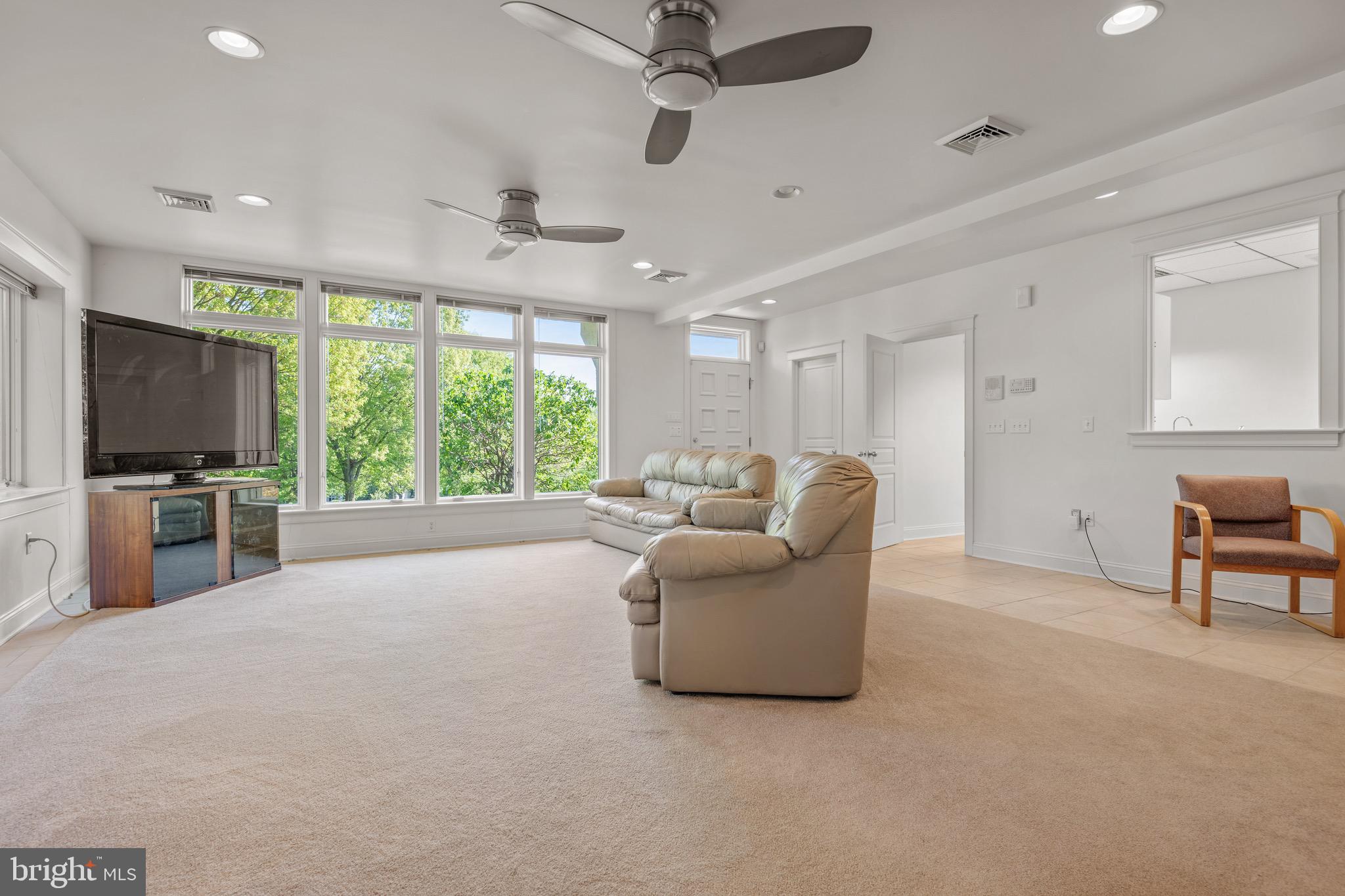 DOE RUN HILLS - Residential