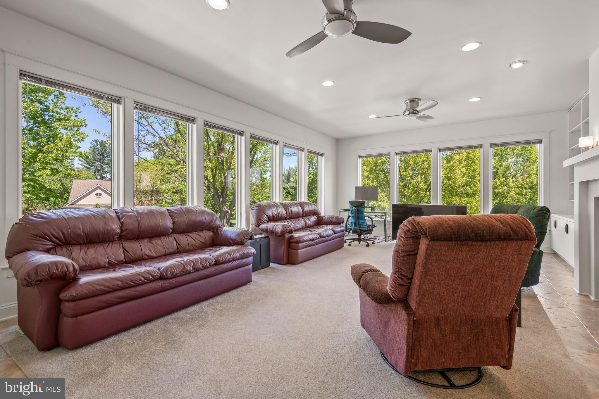 DOE RUN HILLS - Residential