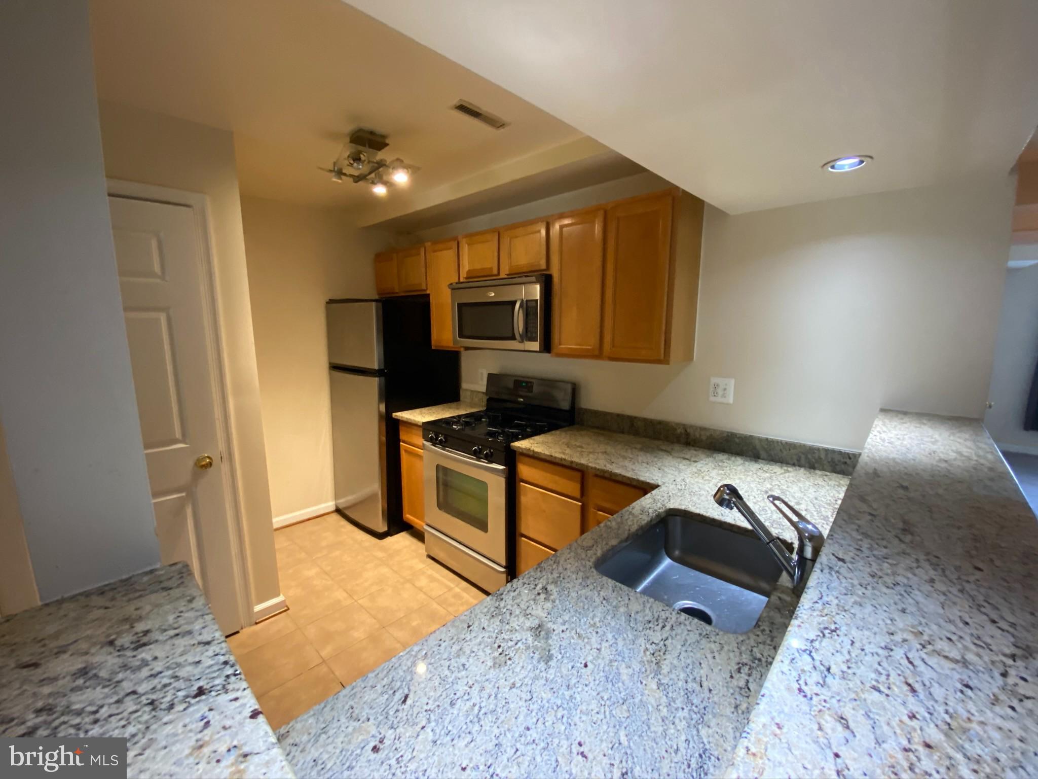LANDOVER - Residential