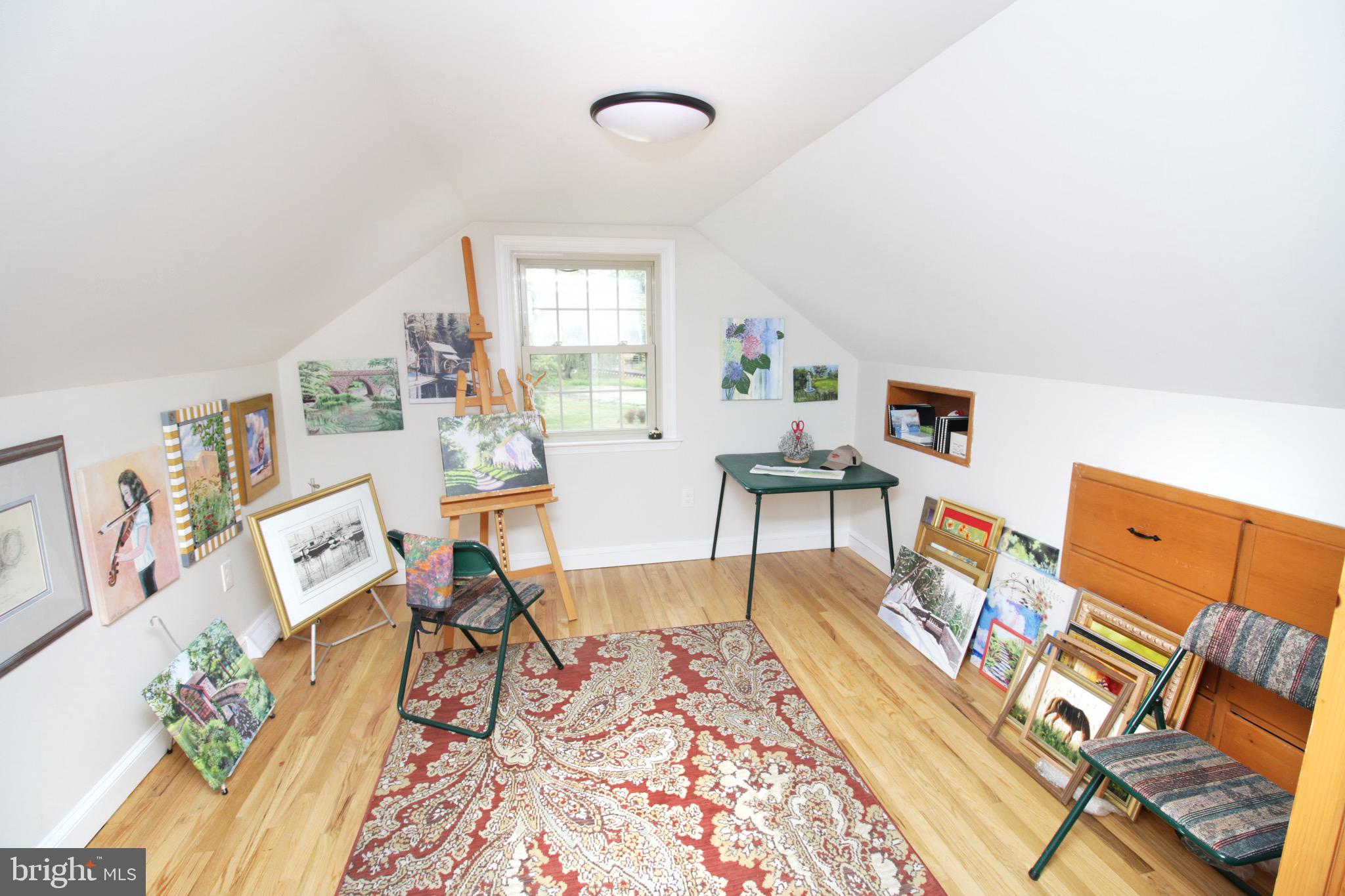 PEBBLE HILL - Residential Lease