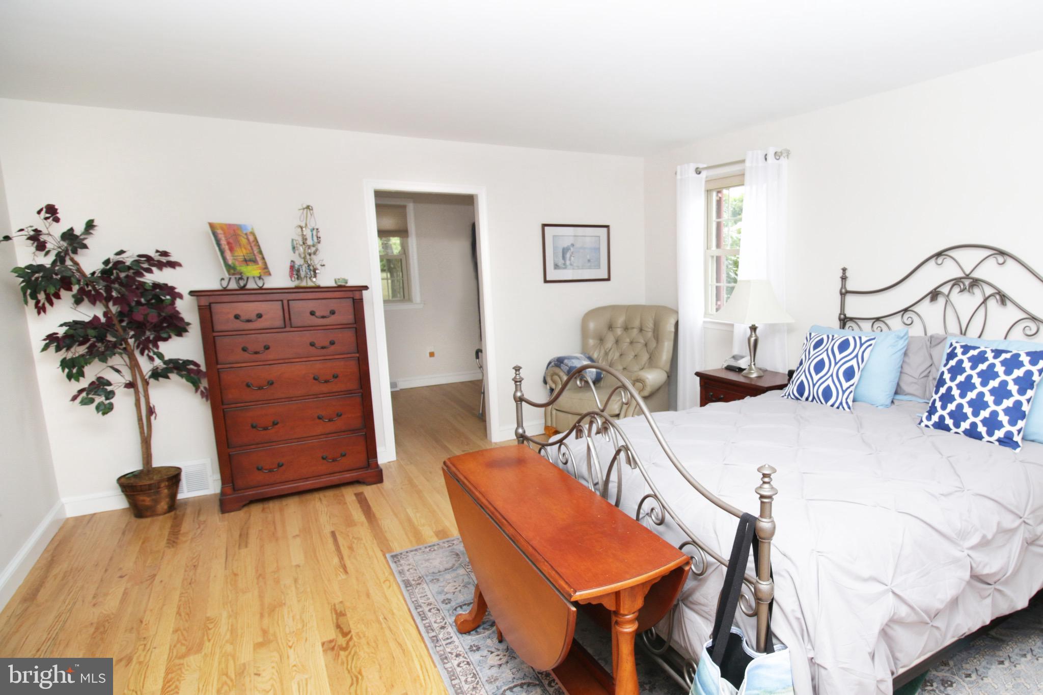 PEBBLE HILL - Residential Lease