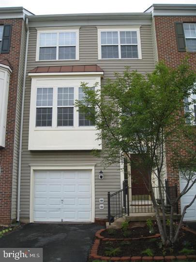 Beautiful 3 story TH available on 7/10 - 3 Bedrooms, 2 1/2 baths as well as a  partial rough-in  of a powder room in the basement

Shows Fantastic! 9 Foot Ceilings on all Levels. Huge Rec Room, Large Eat-in Kitchen Family Rm Combo. Property features the desirable  8 foot bump out on both main and upper levels. Master Has Walk in Closet+another closet. Ceramic Tile Baths. Fenced Rear Yard.  New Paint, New Carpet, New LVP Flooring in kitchen

NO SHOWINGS UNTIL JULY 10TH