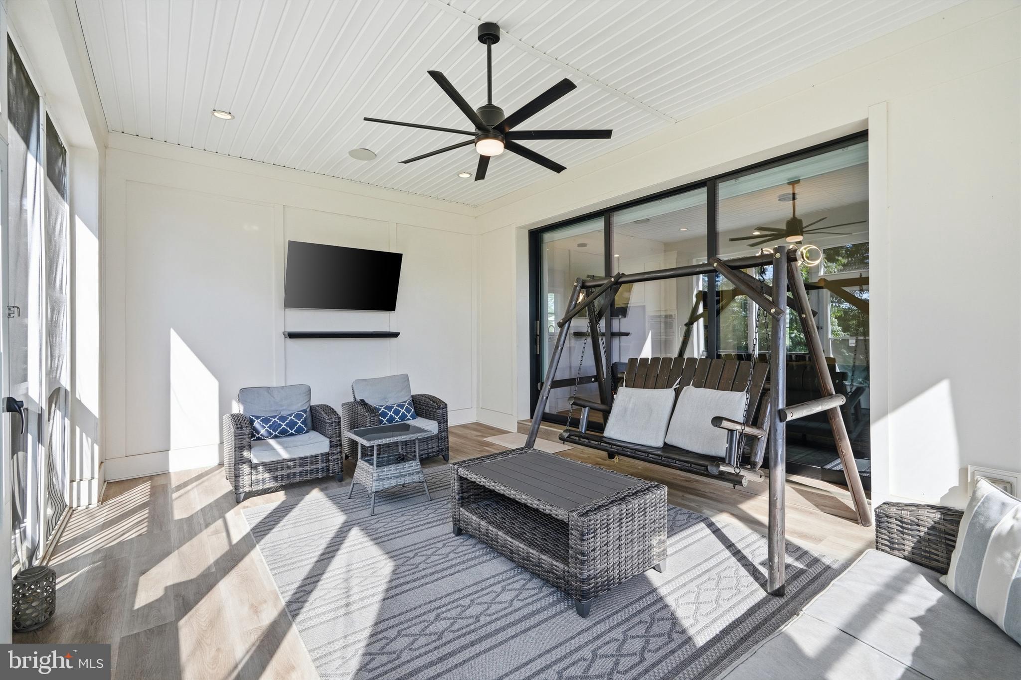 DOMINION VALLEY COUNTRY CLUB - Residential