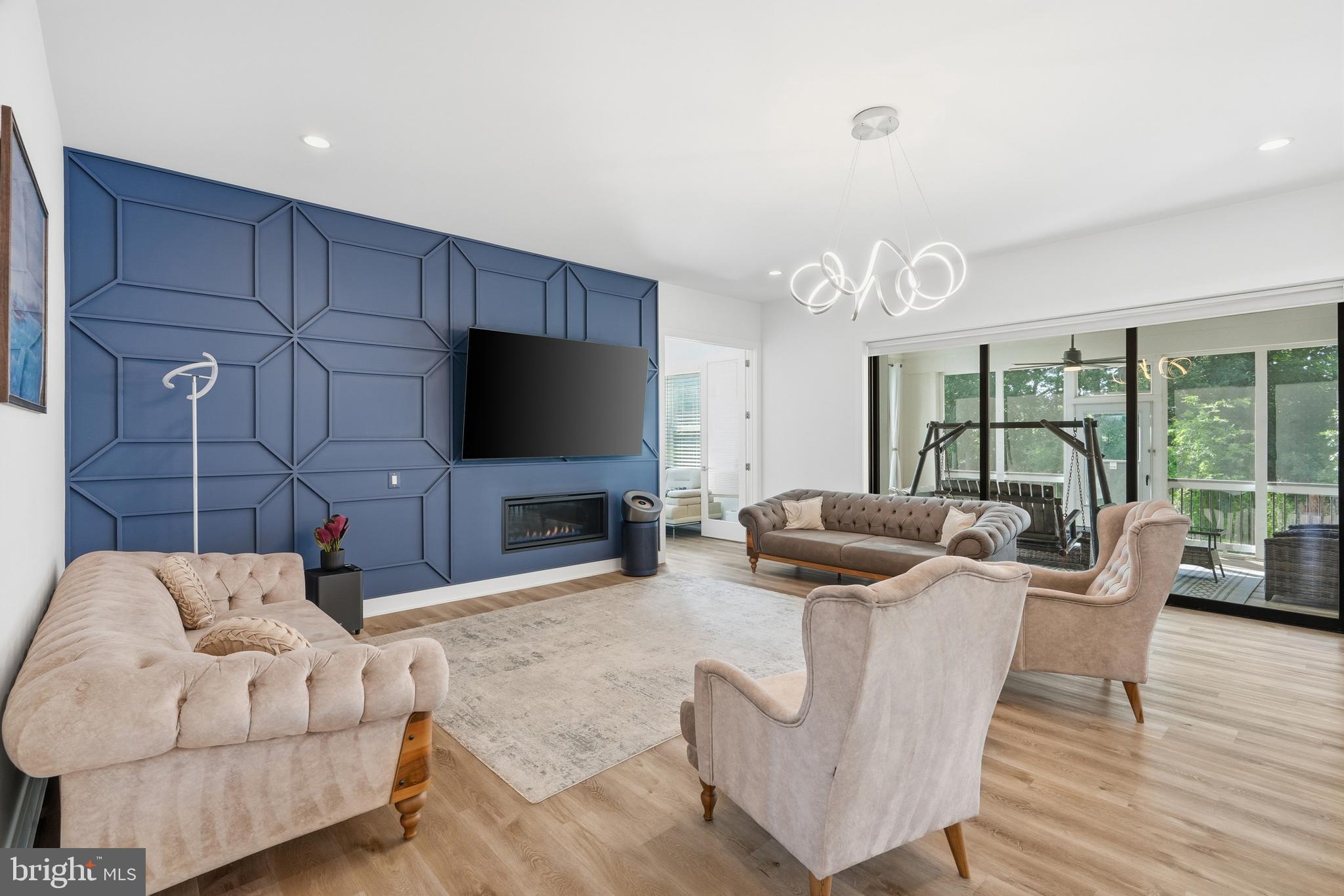 DOMINION VALLEY COUNTRY CLUB - Residential
