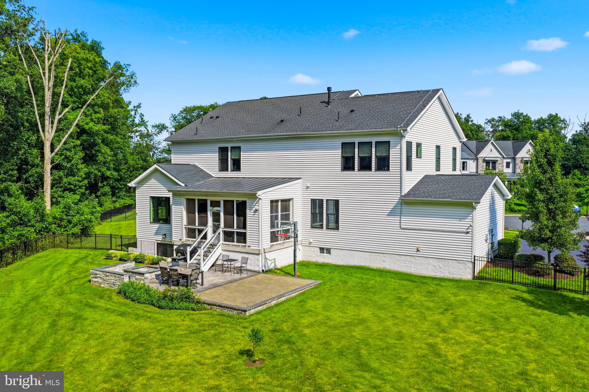 DOMINION VALLEY COUNTRY CLUB - Residential