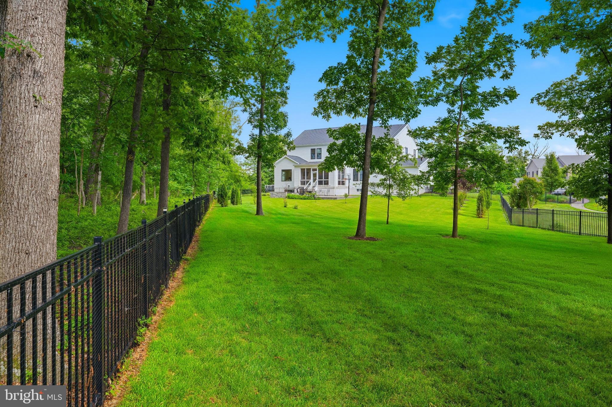 DOMINION VALLEY COUNTRY CLUB - Residential