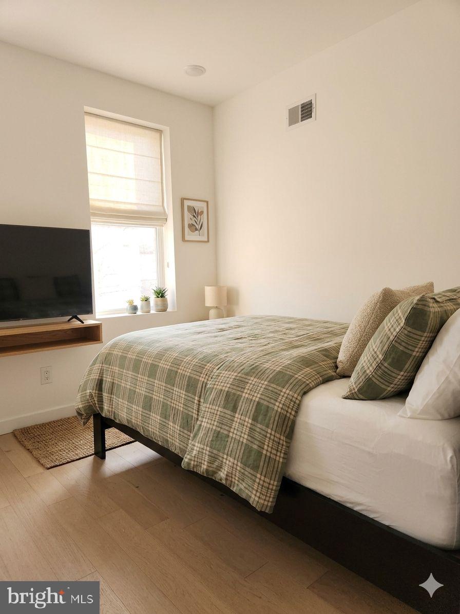 POINT BREEZE - Residential