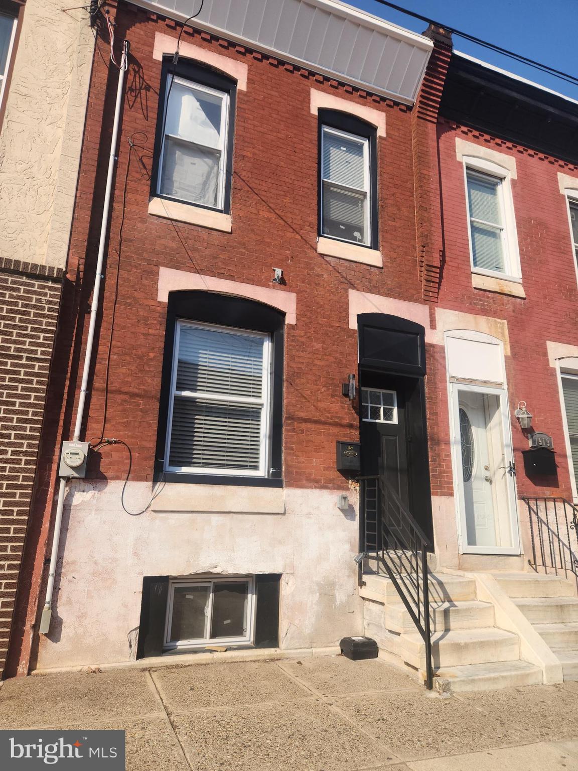 POINT BREEZE - Residential