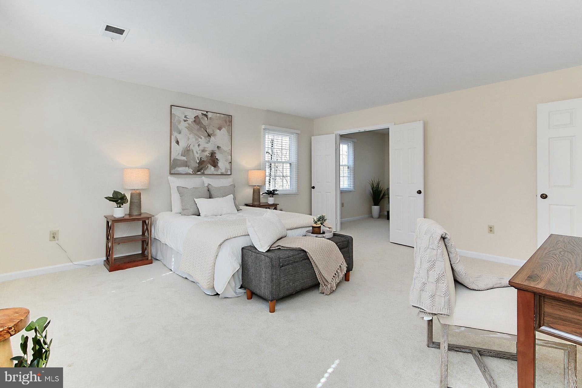 RESTON - Residential