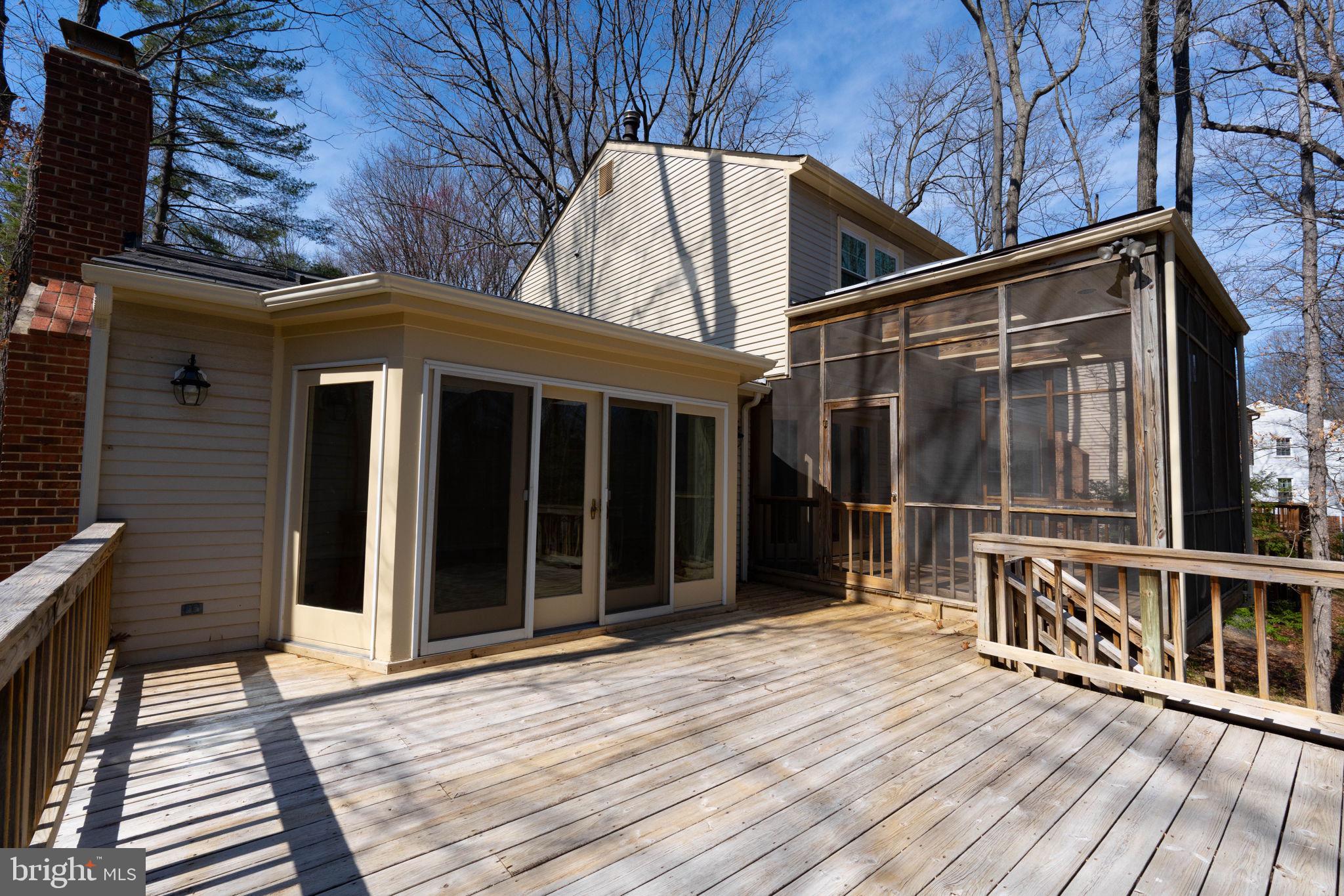 RESTON - Residential
