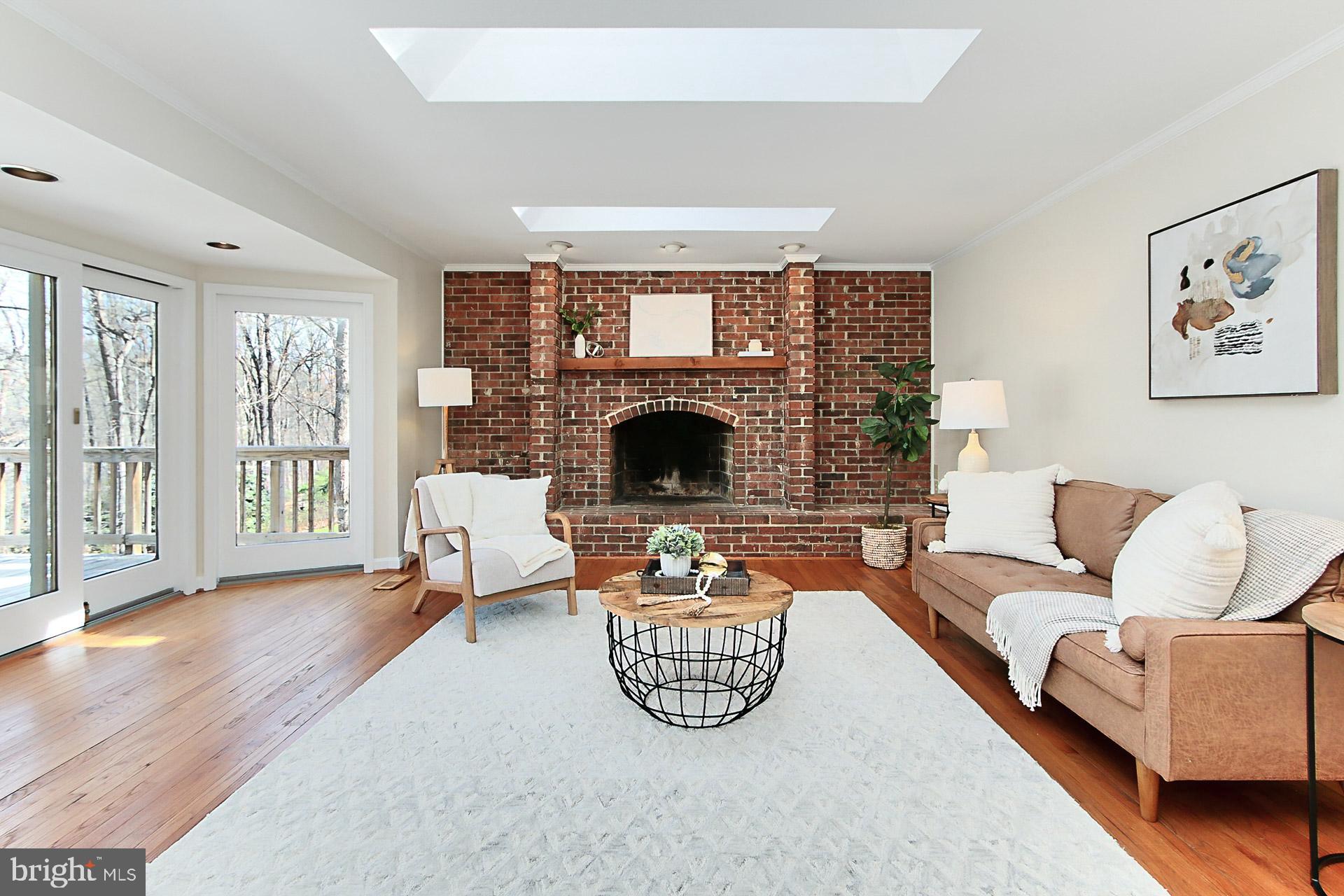 RESTON - Residential