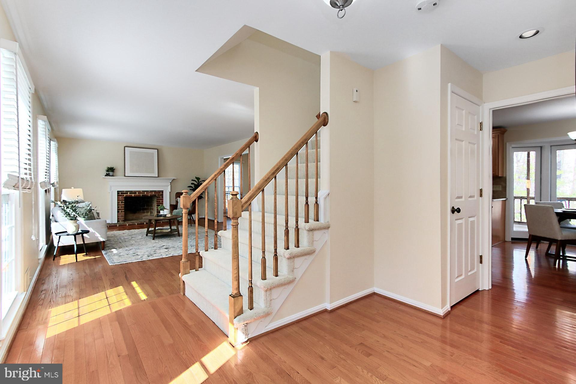 RESTON - Residential